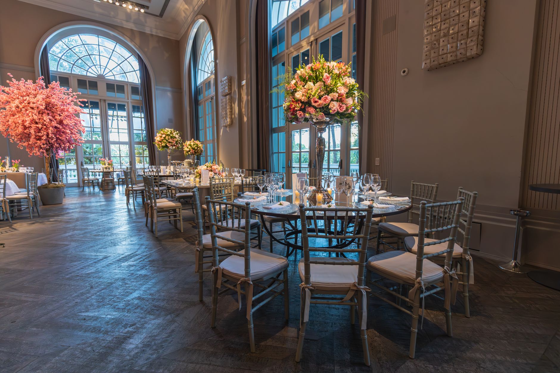 Kolkata's Finest Formal Dining Halls
