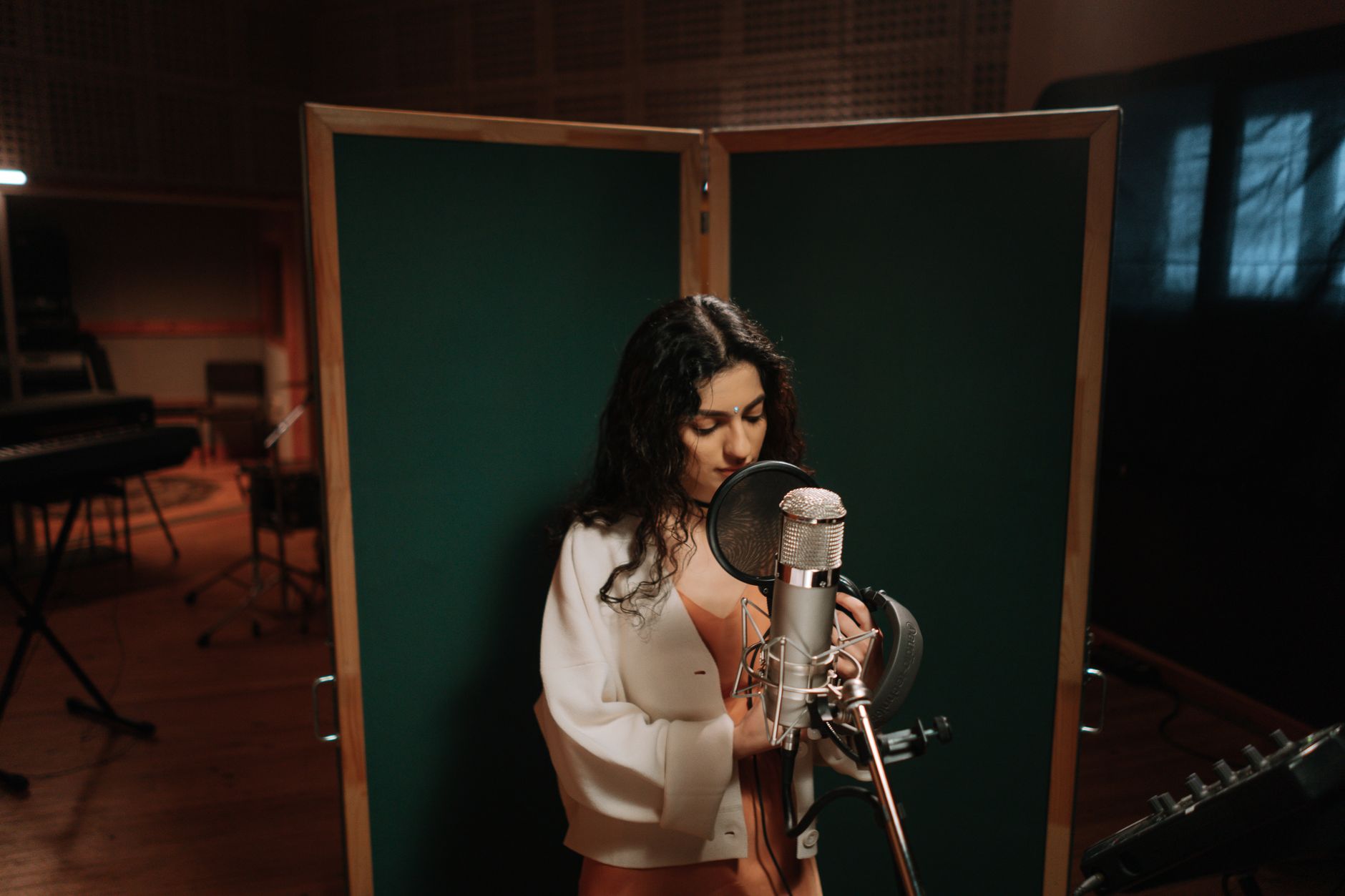 Book Music Production Rooms in Kolkata
