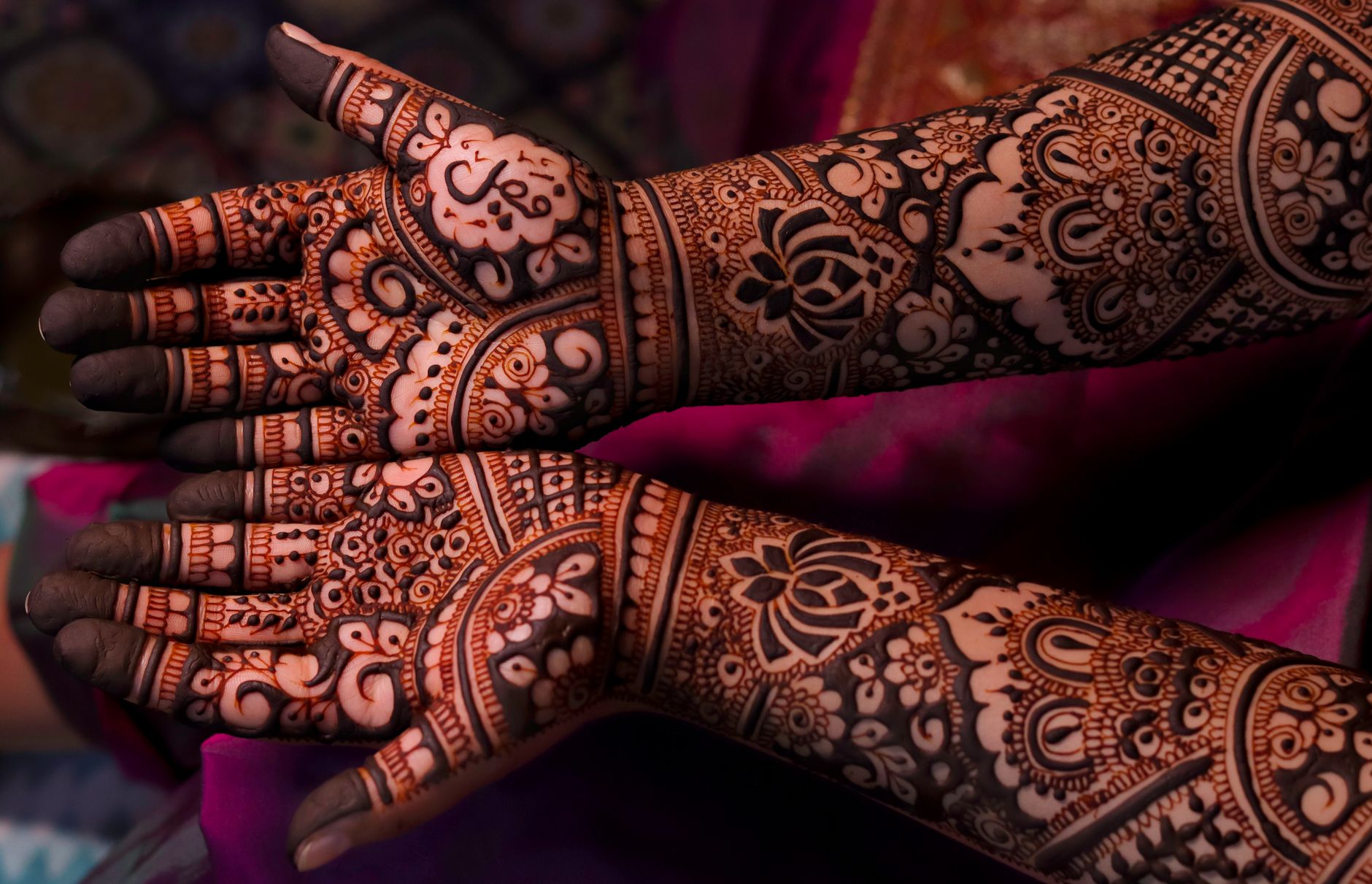 Bridal Mehndi Art for Kolkata Weddings