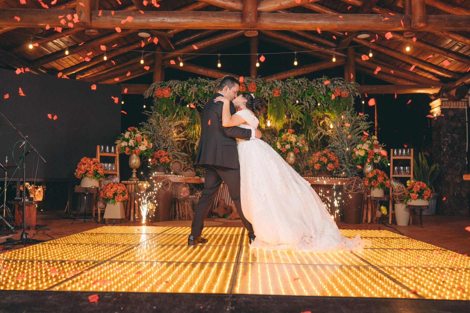 Illuminated Floor Setup