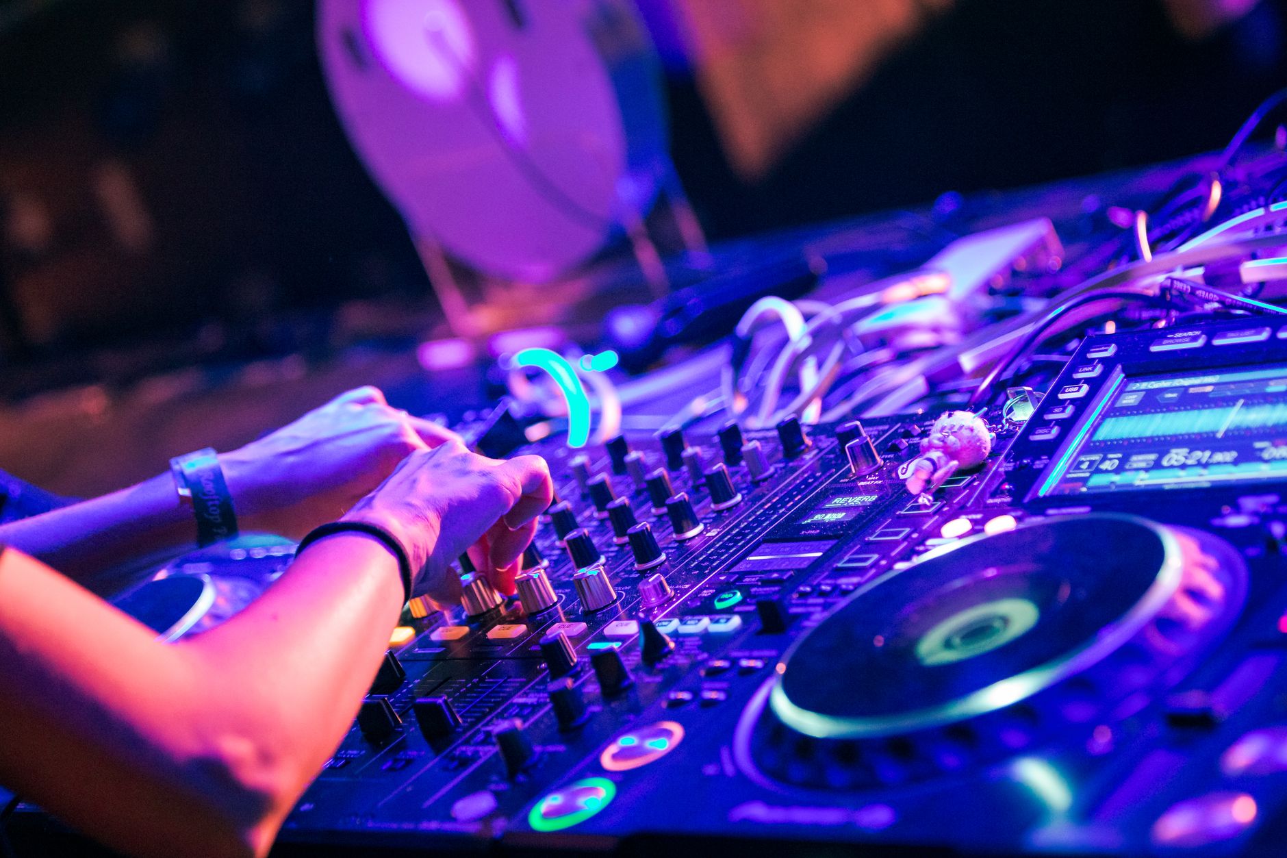 Live Sound Engineer