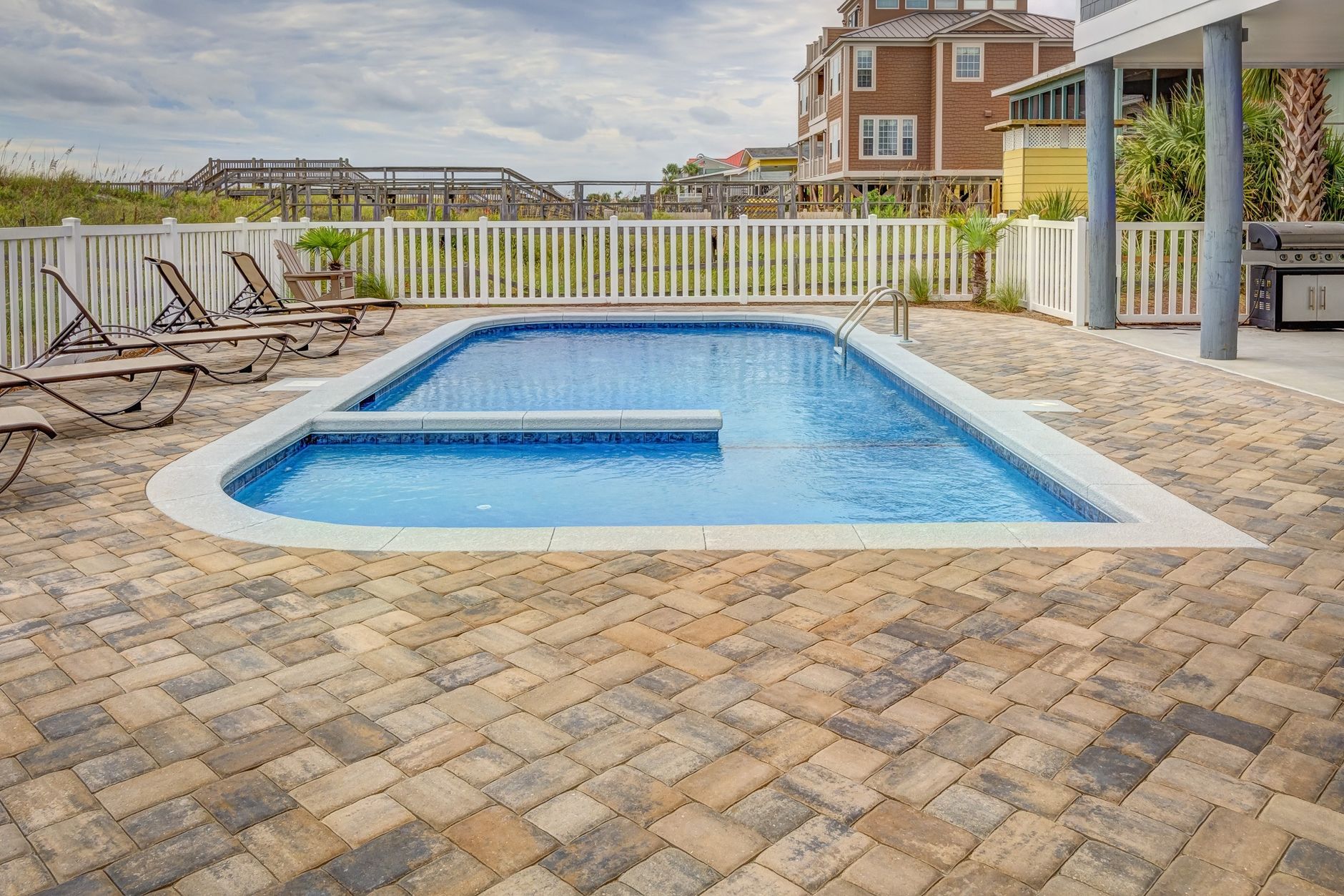 Pool Deck Party Spaces