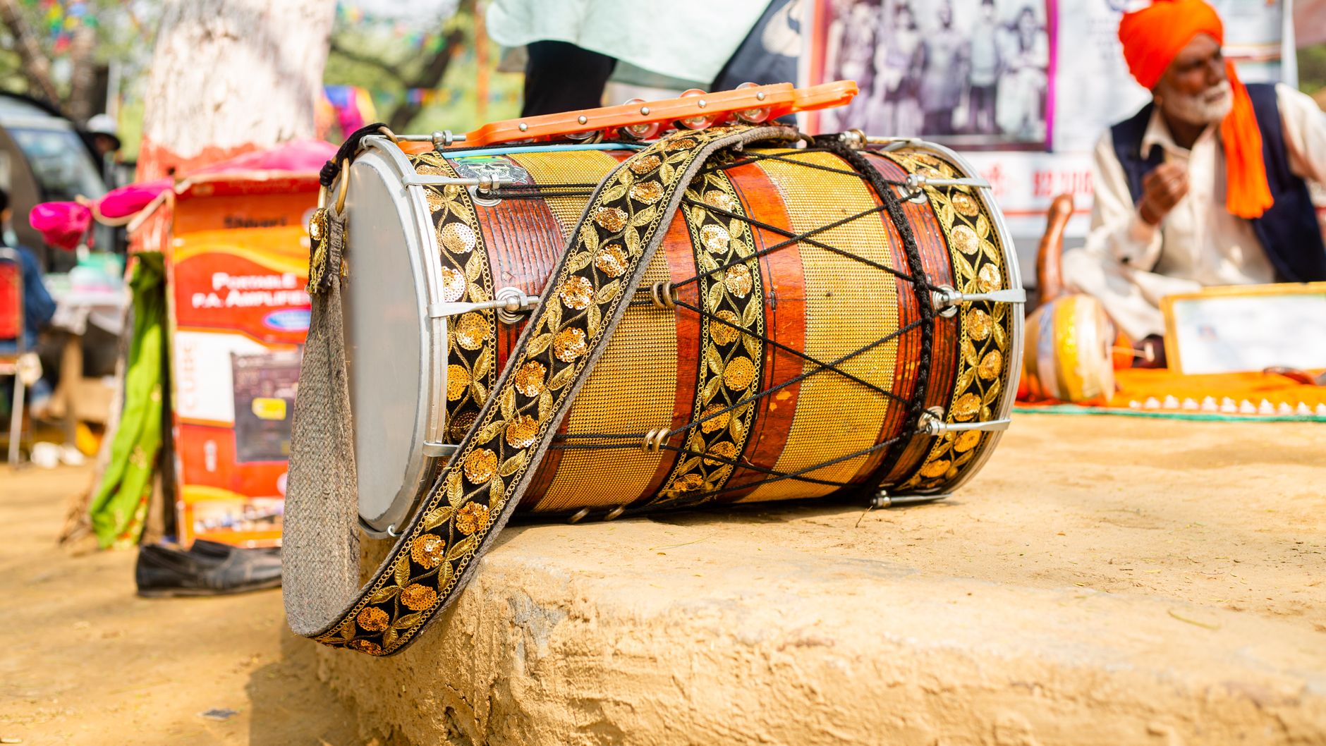 Book Dhol Performers in Kumarakom