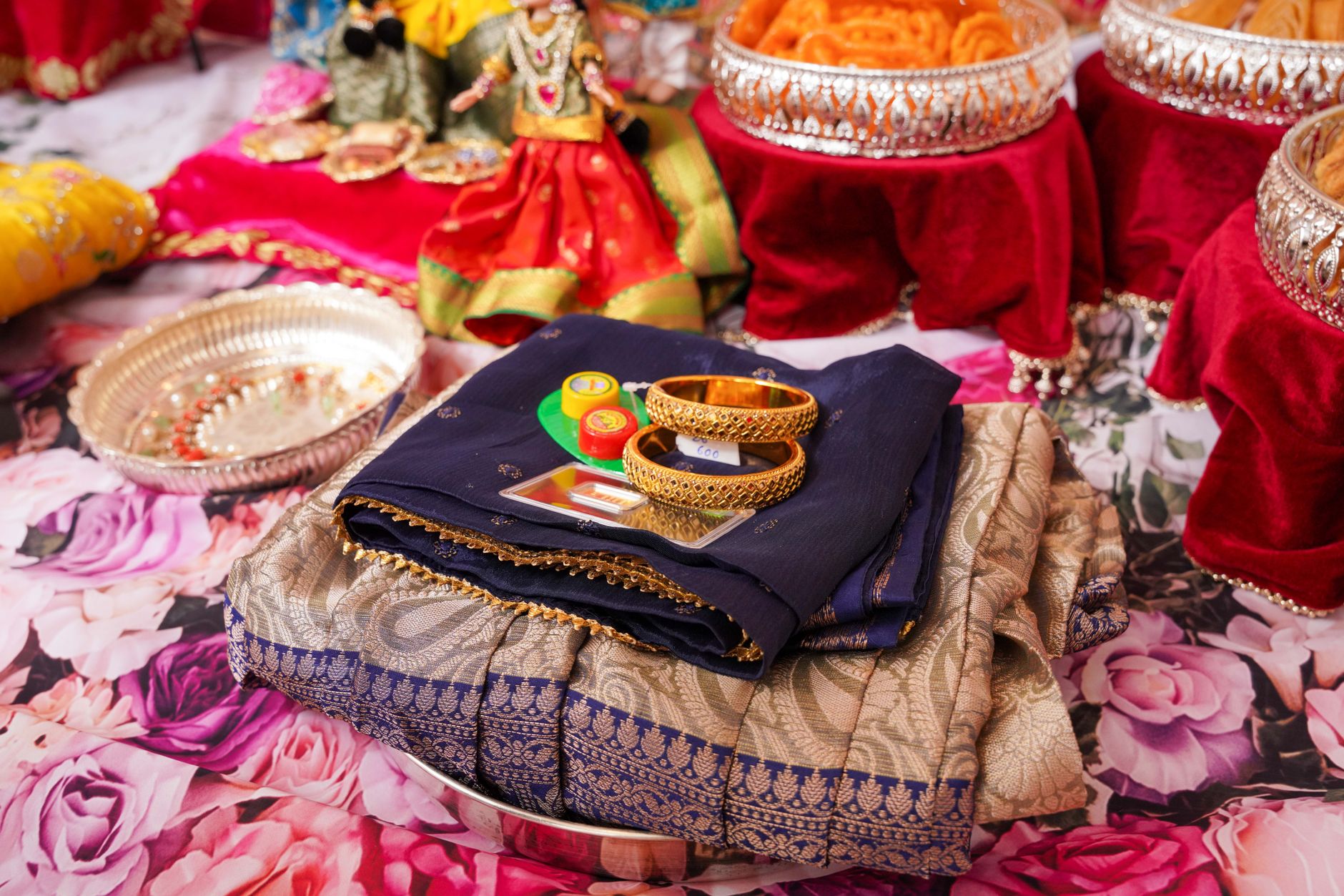 Stunning Trousseau Gift Packing in Lucknow