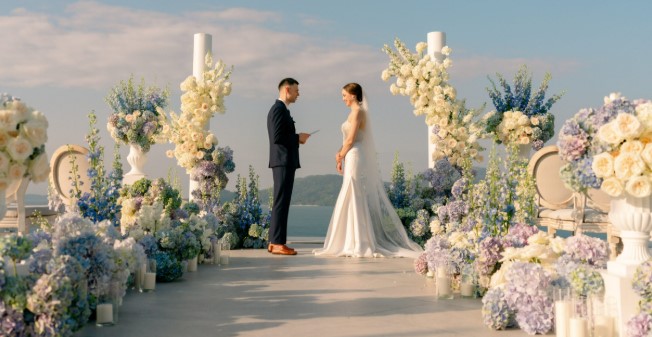 Luxury wedding budget planning Chennai with elegant decor and financial planning documents