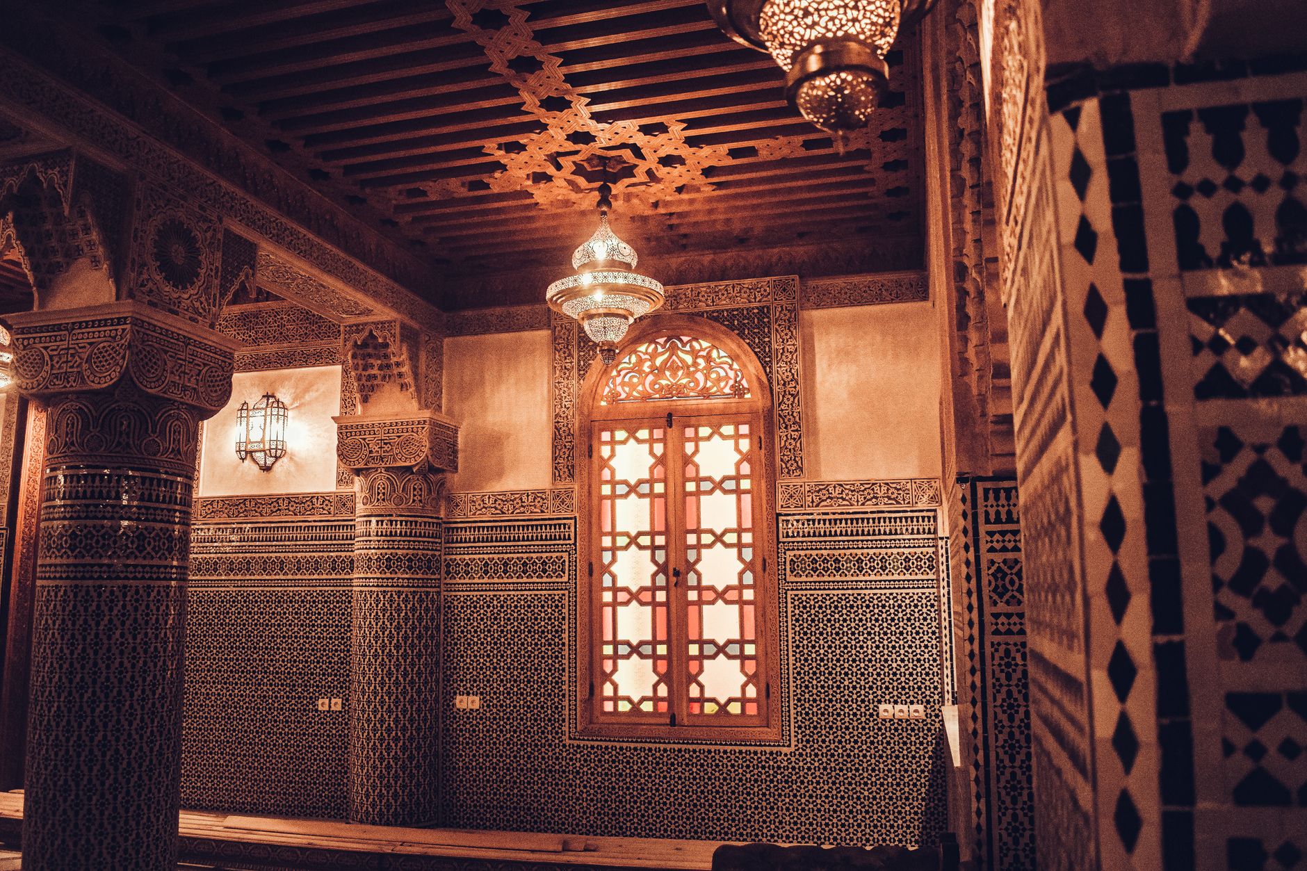 Moroccan Lantern Lighting