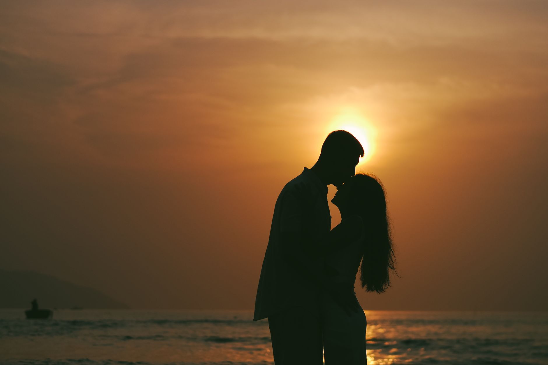 Stunning Pre-Wedding Looks at Mahabalipuram