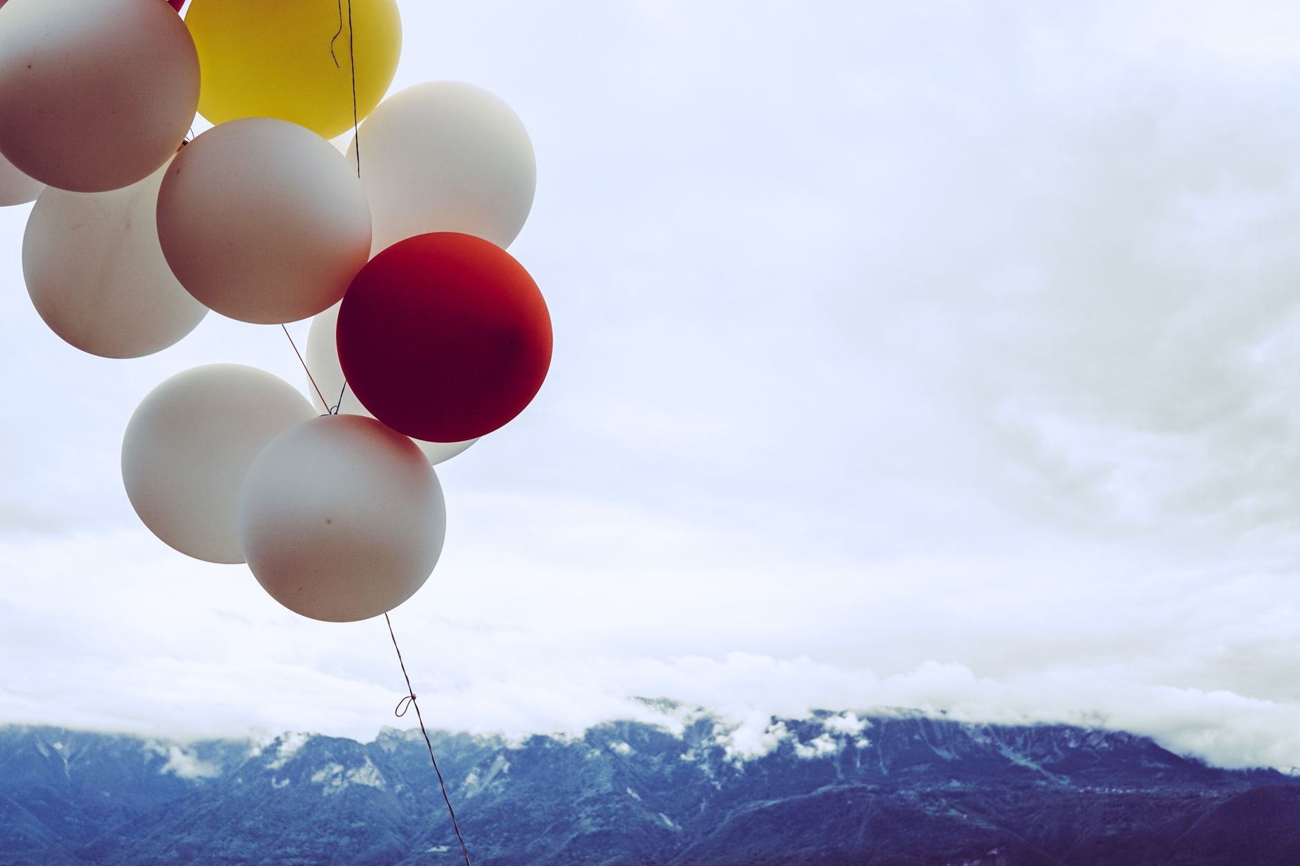Floating Balloon Decor in Manali