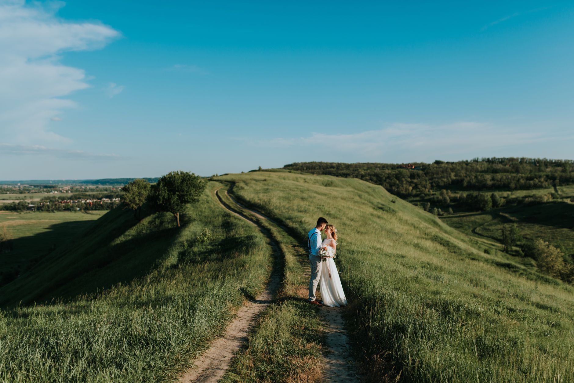 Dream Weddings in the Hills