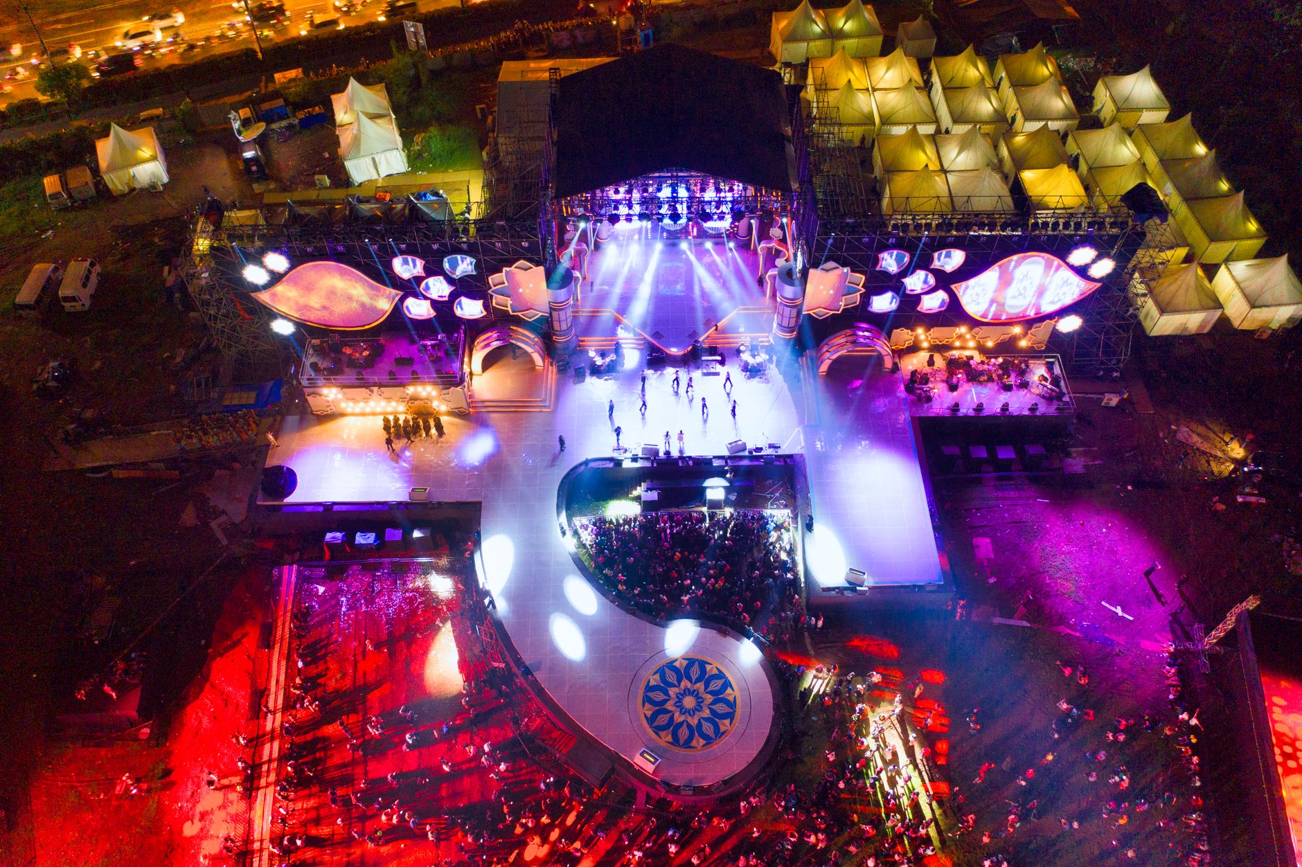 Elevate Every Act with a Mechanised Stage