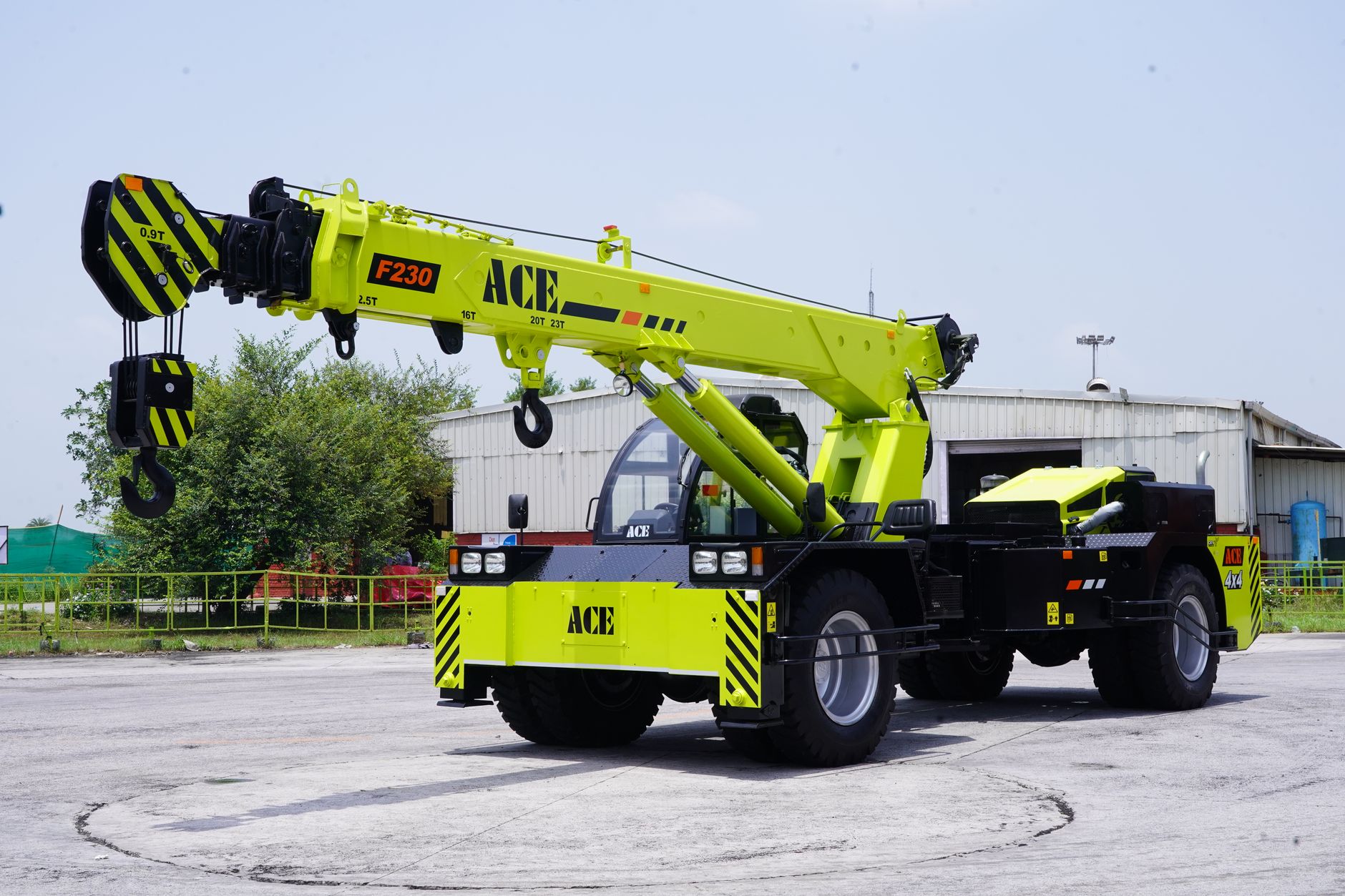 Mobile Crane Equipment