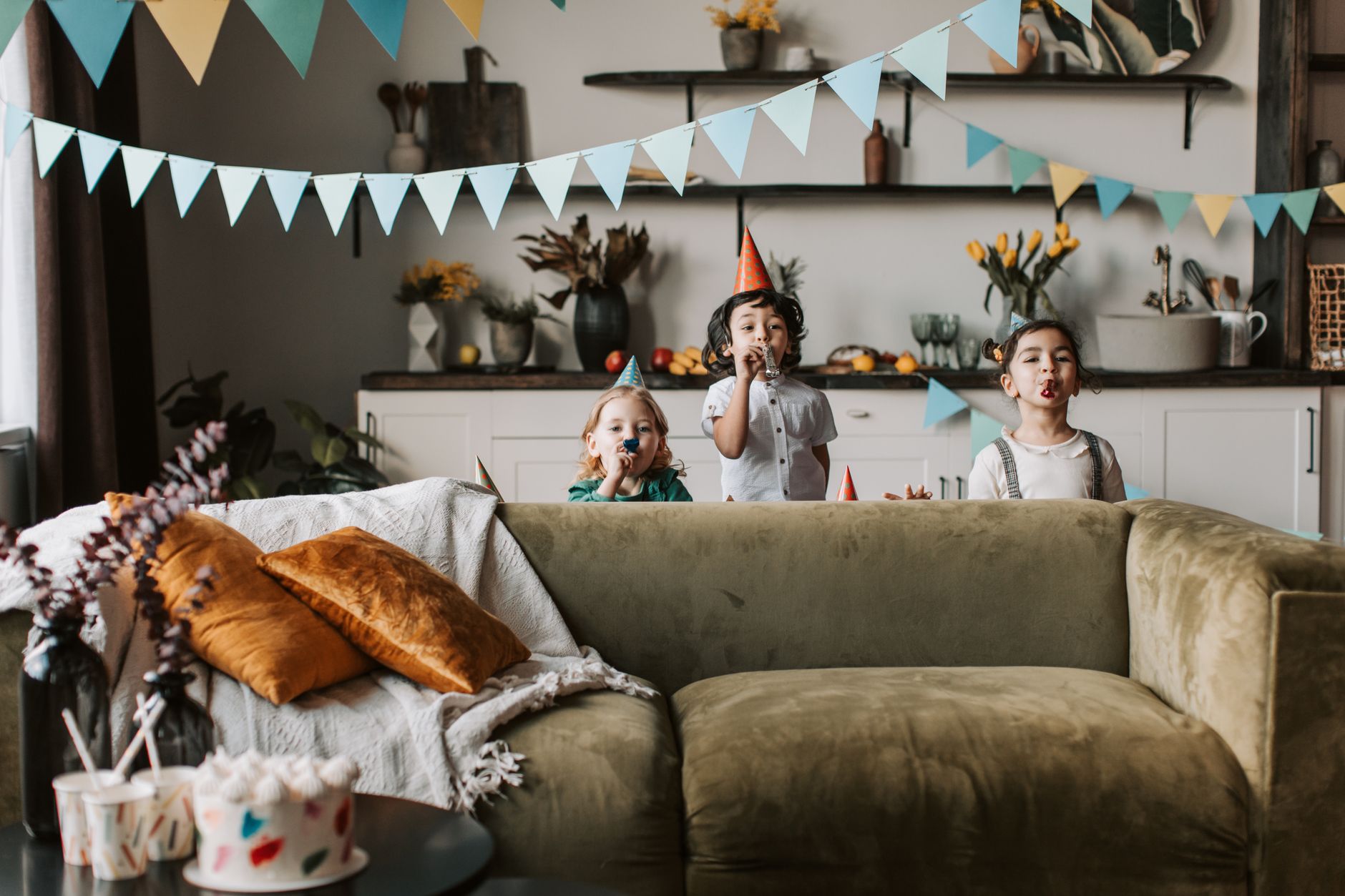 Birthday Invites That Delight Kids