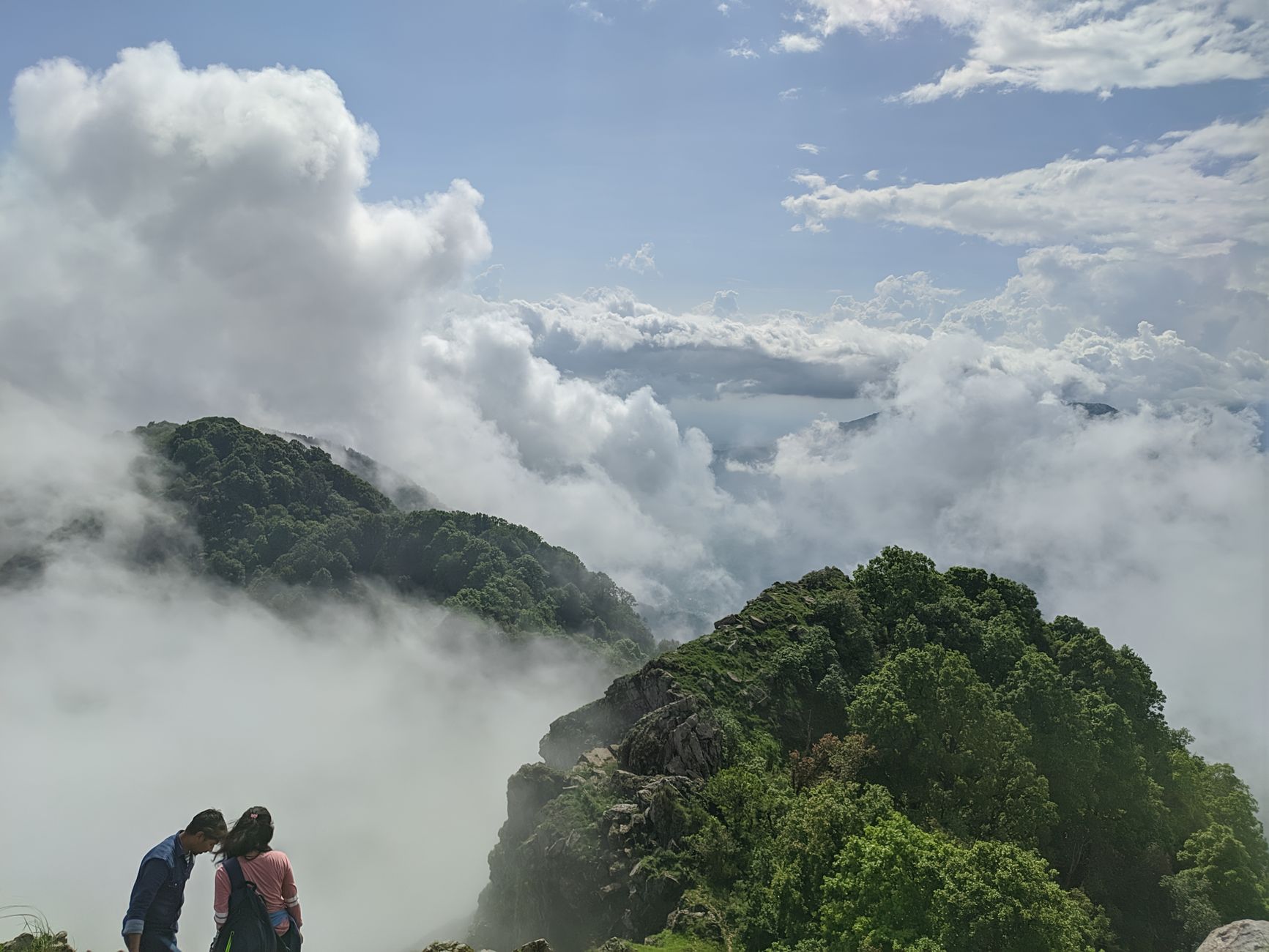 Capture Love in the Misty Hills