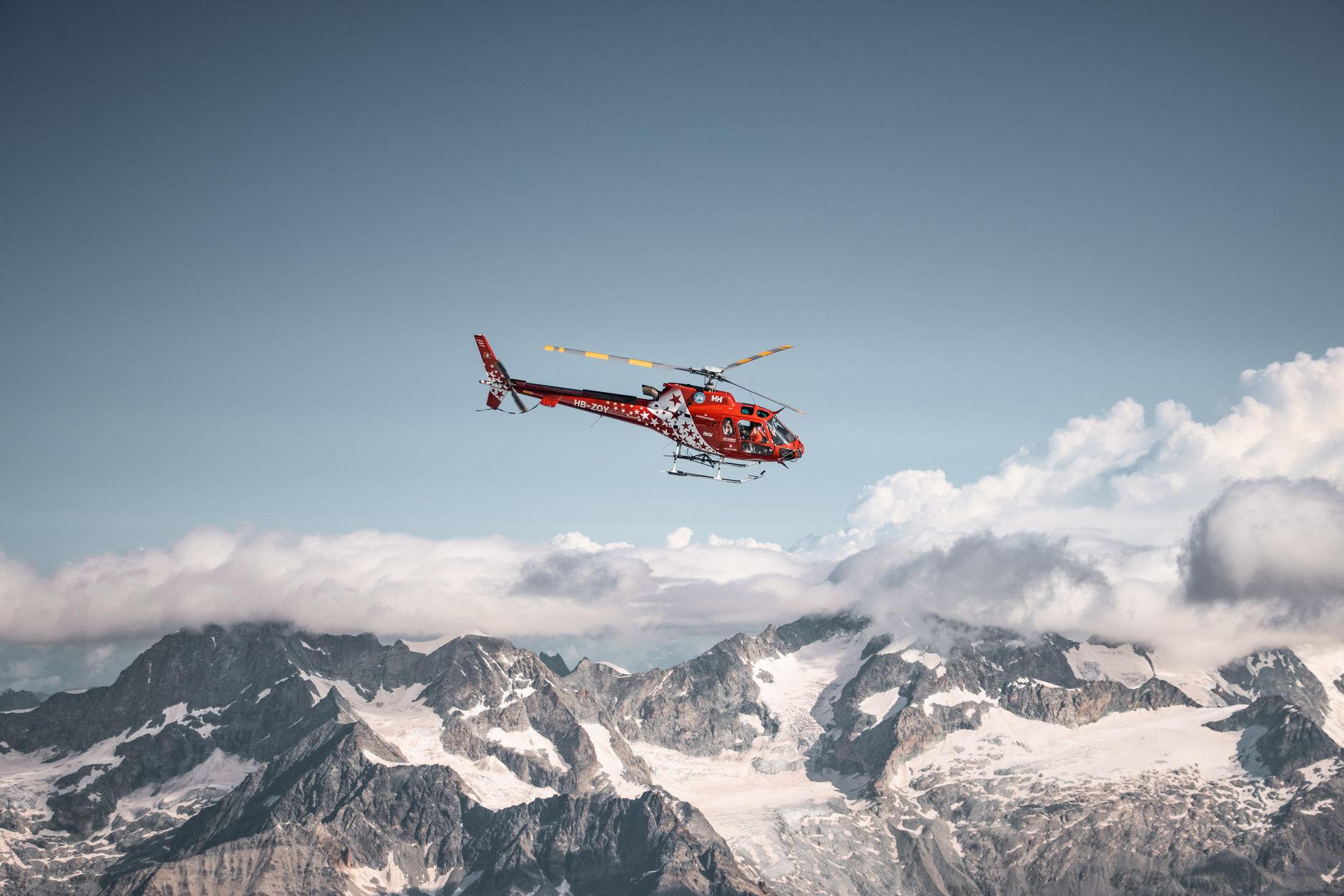 shaadi helicopter entry