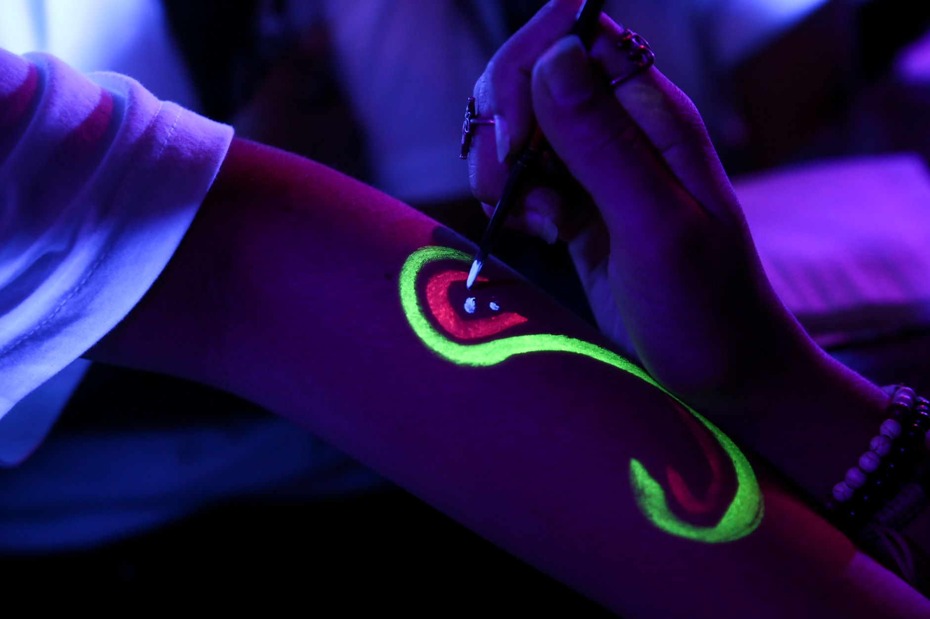 Glow Costume Artists