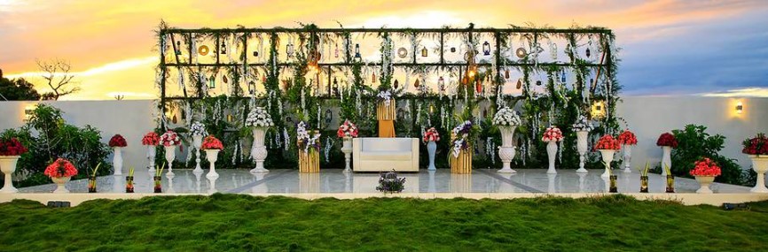 Outdoor wedding lawns for 1500 guests in Chennai decorated with marigold mandap and fairy lights