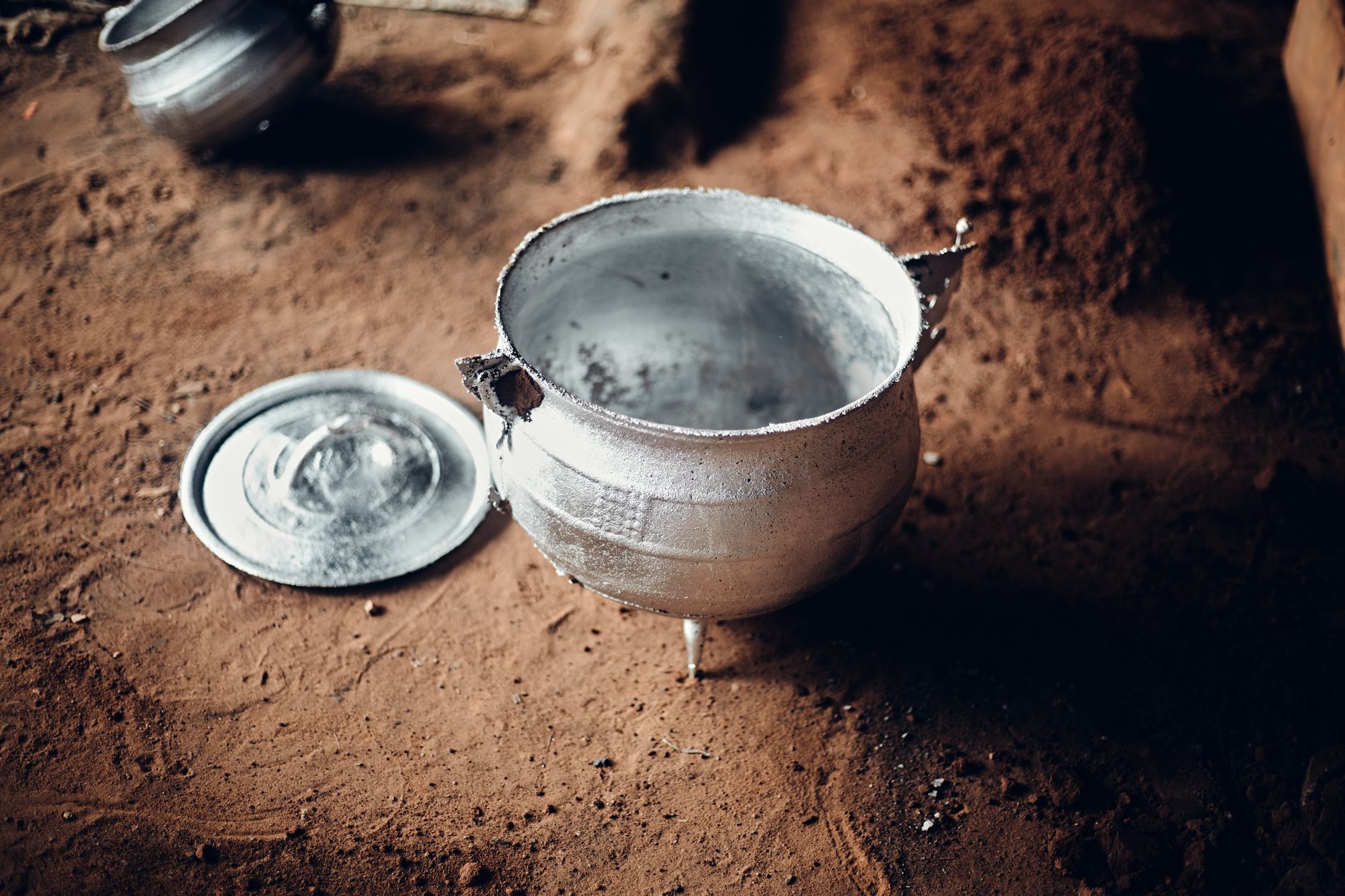 Commercial Cooking Vessel Hire