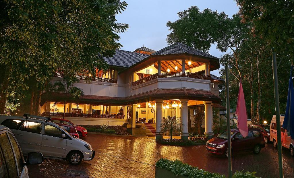 Elegant wedding ceremony at Elephant Court with luxury decorations and premium amenities
