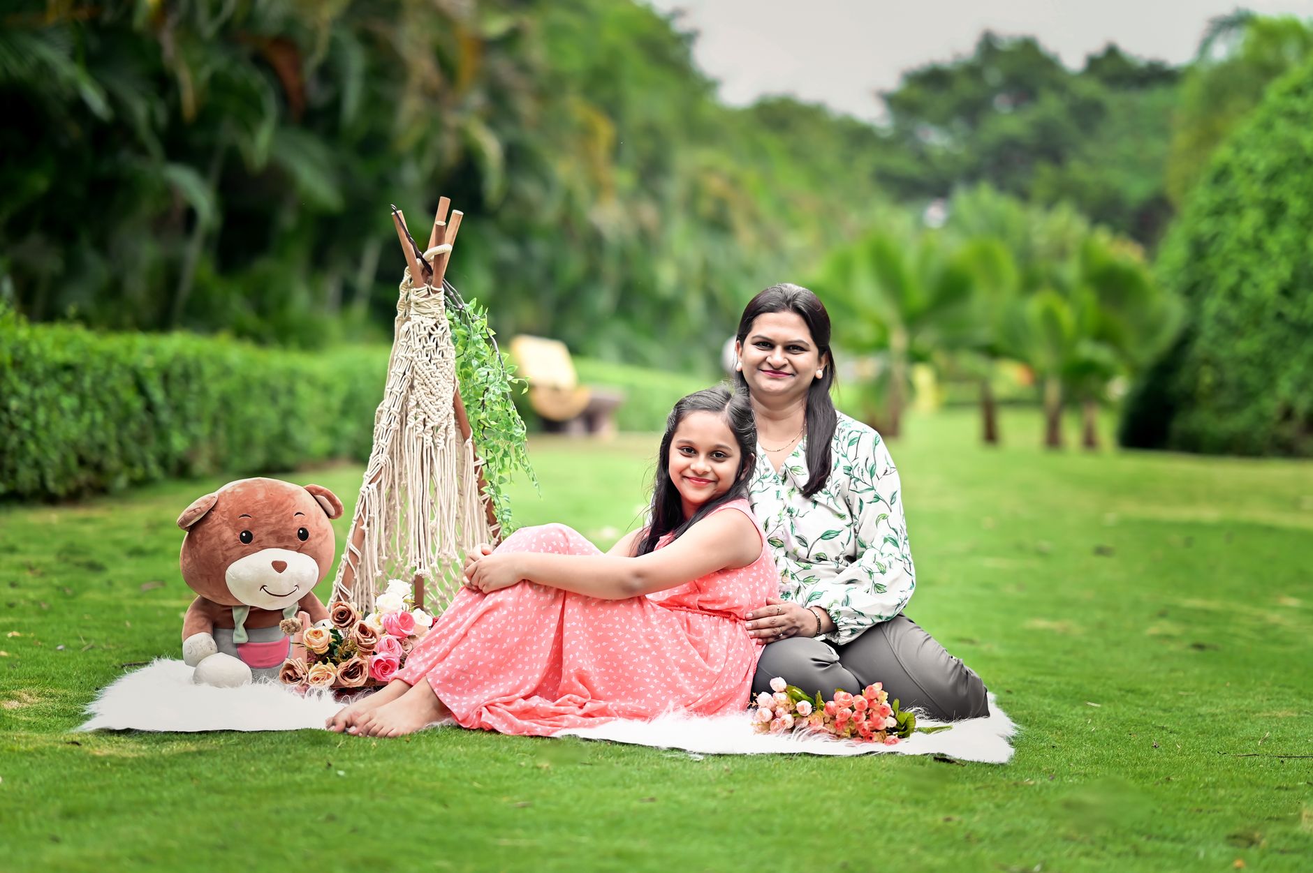 Pune's Most Heartfelt Maternity Photography