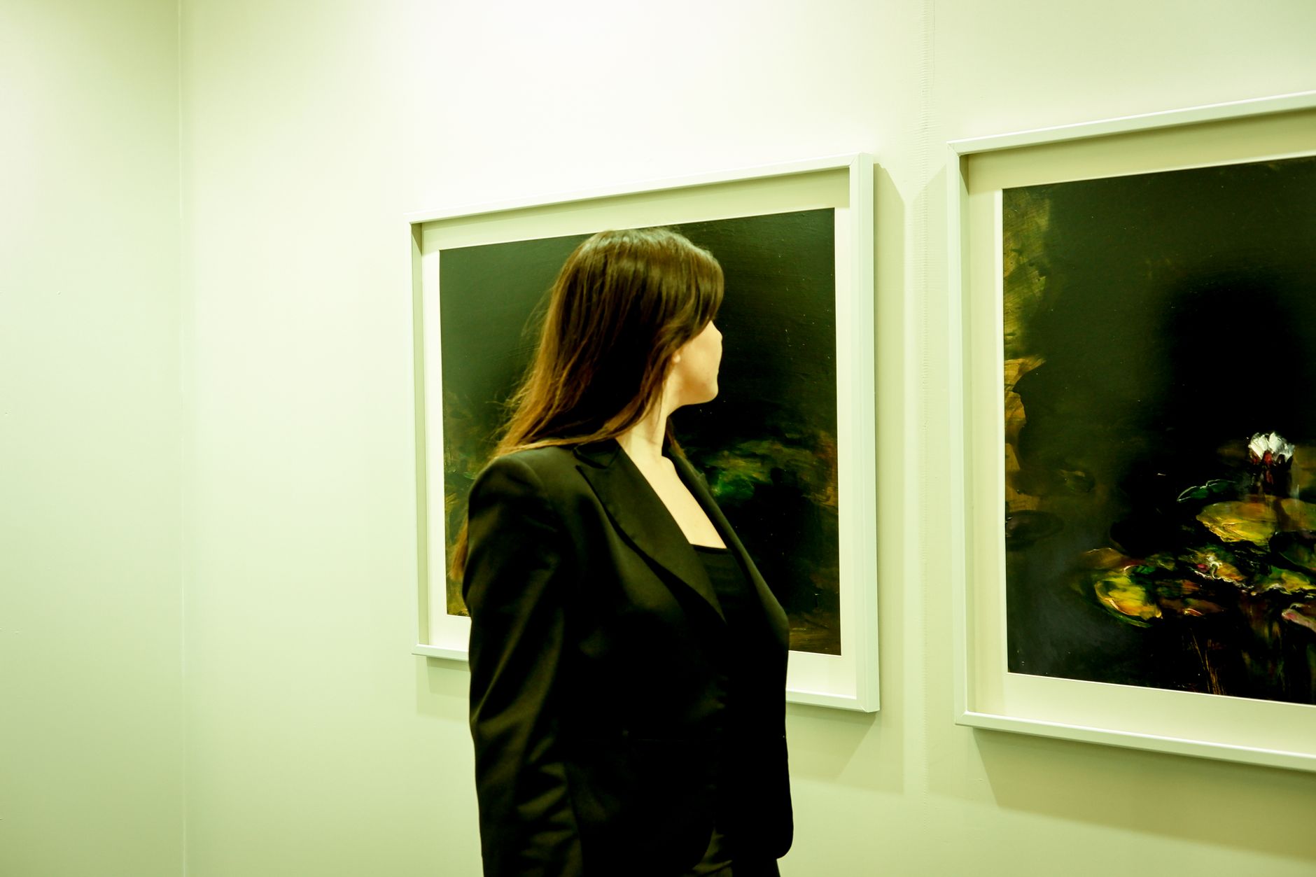 Exhibition Guest Hosts
