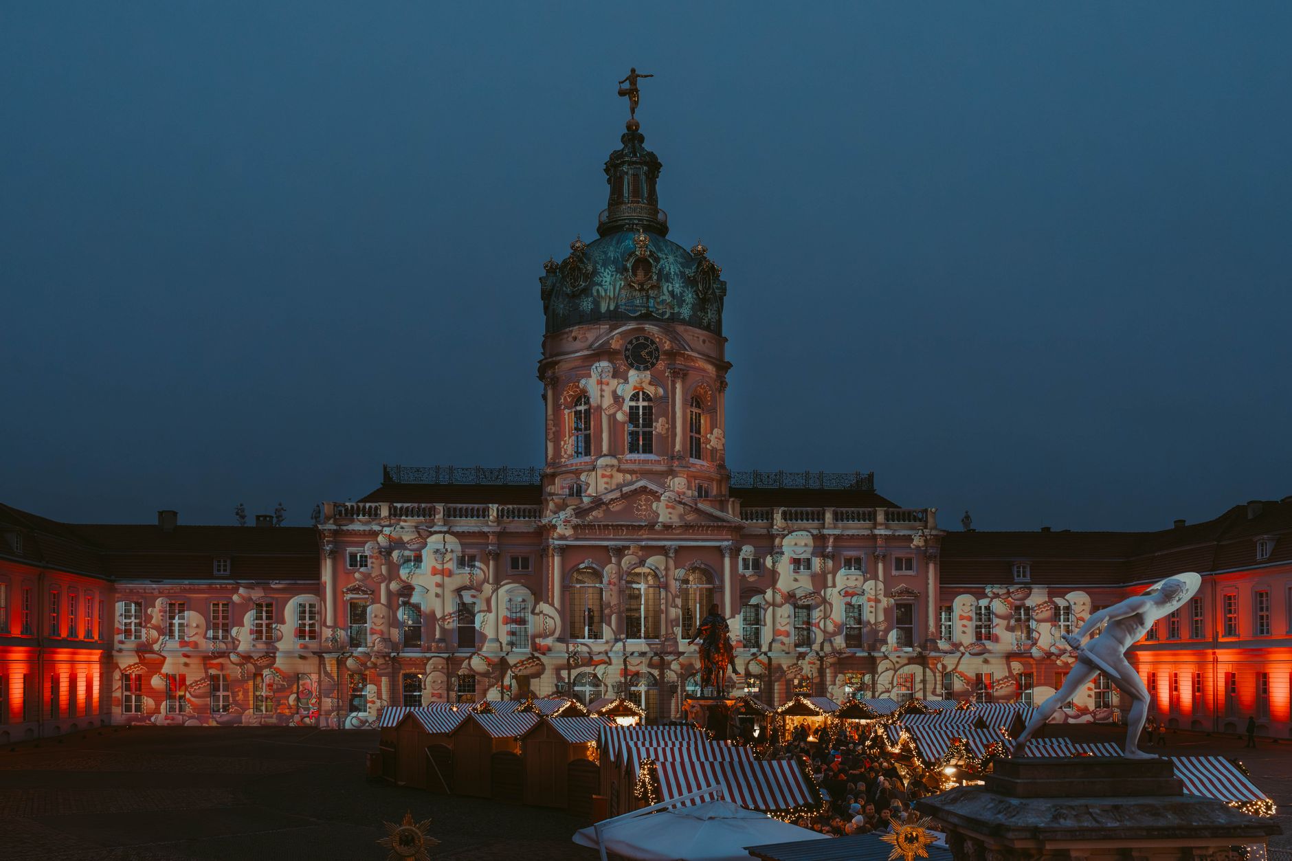 Transform Your Event With 3D Projection Magic