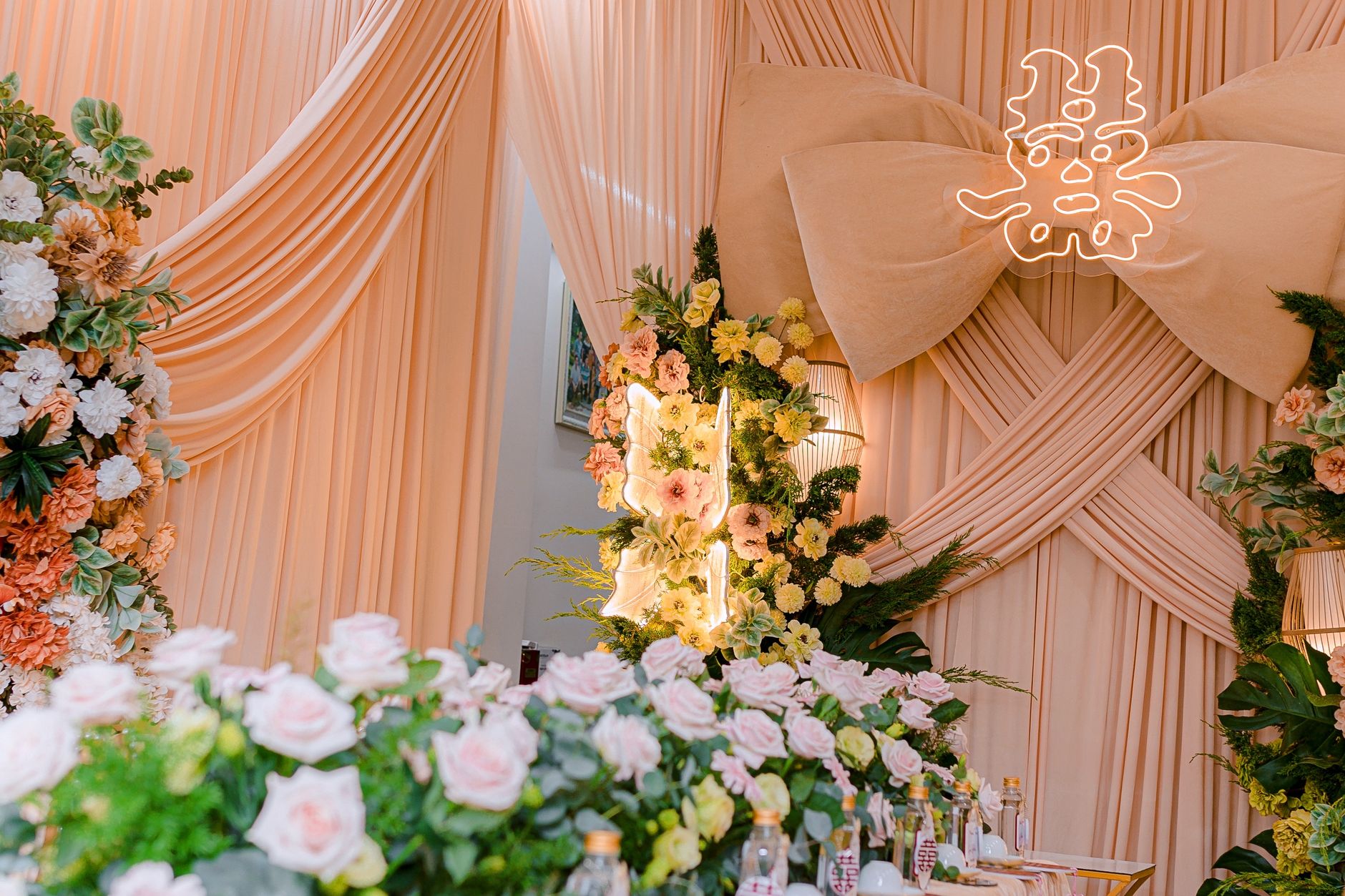 Glow-Up Your Wedding Backdrop