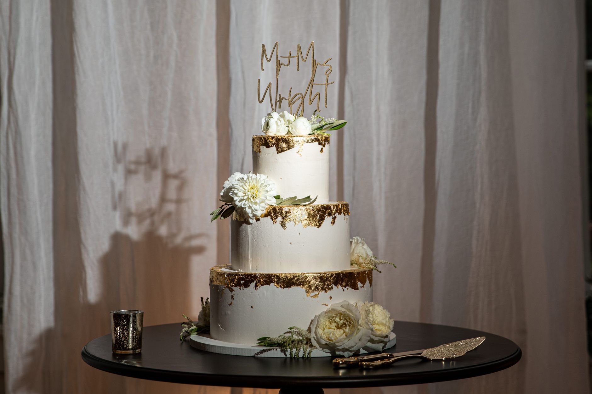 Make Your Wedding Cake Unforgettable