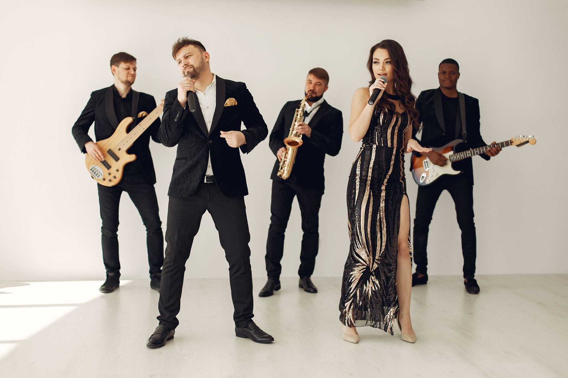 Hire Xmas Carol Singers in Pune