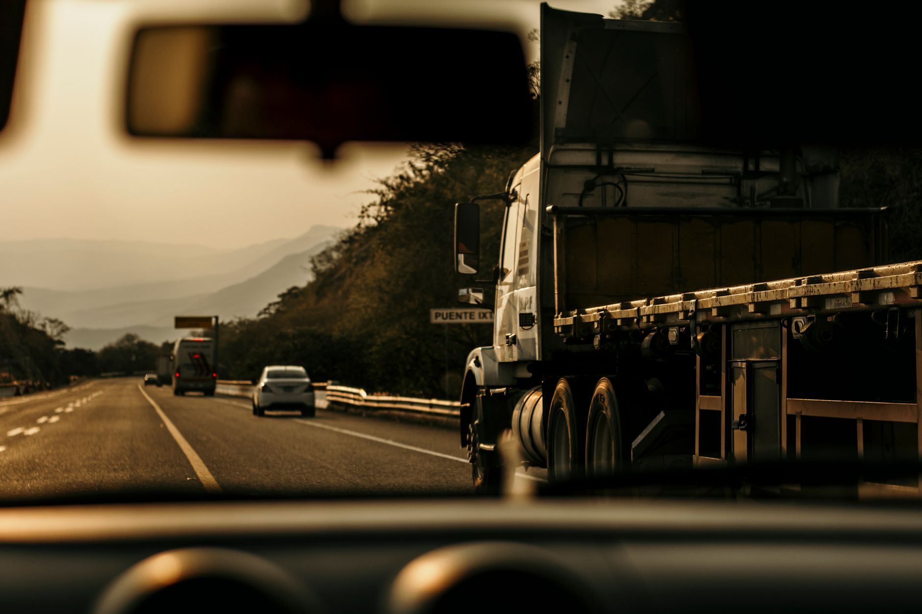 Pune's Trusted Cargo Transport Partner
