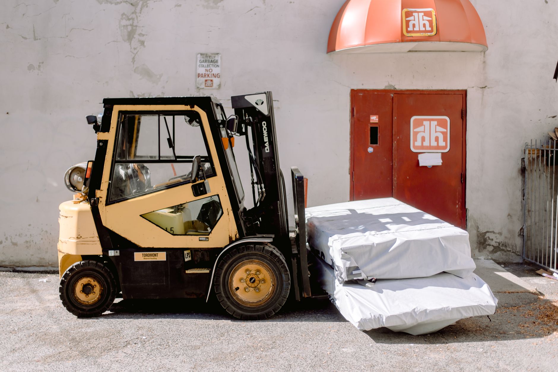 Warehouse Forklift Hire in Pune