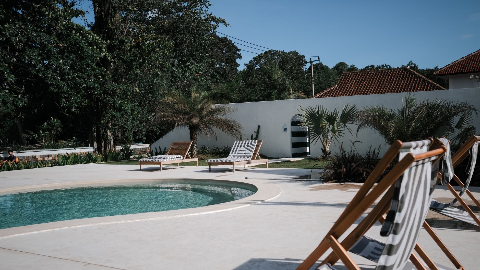 Resort Pool Deck Spaces