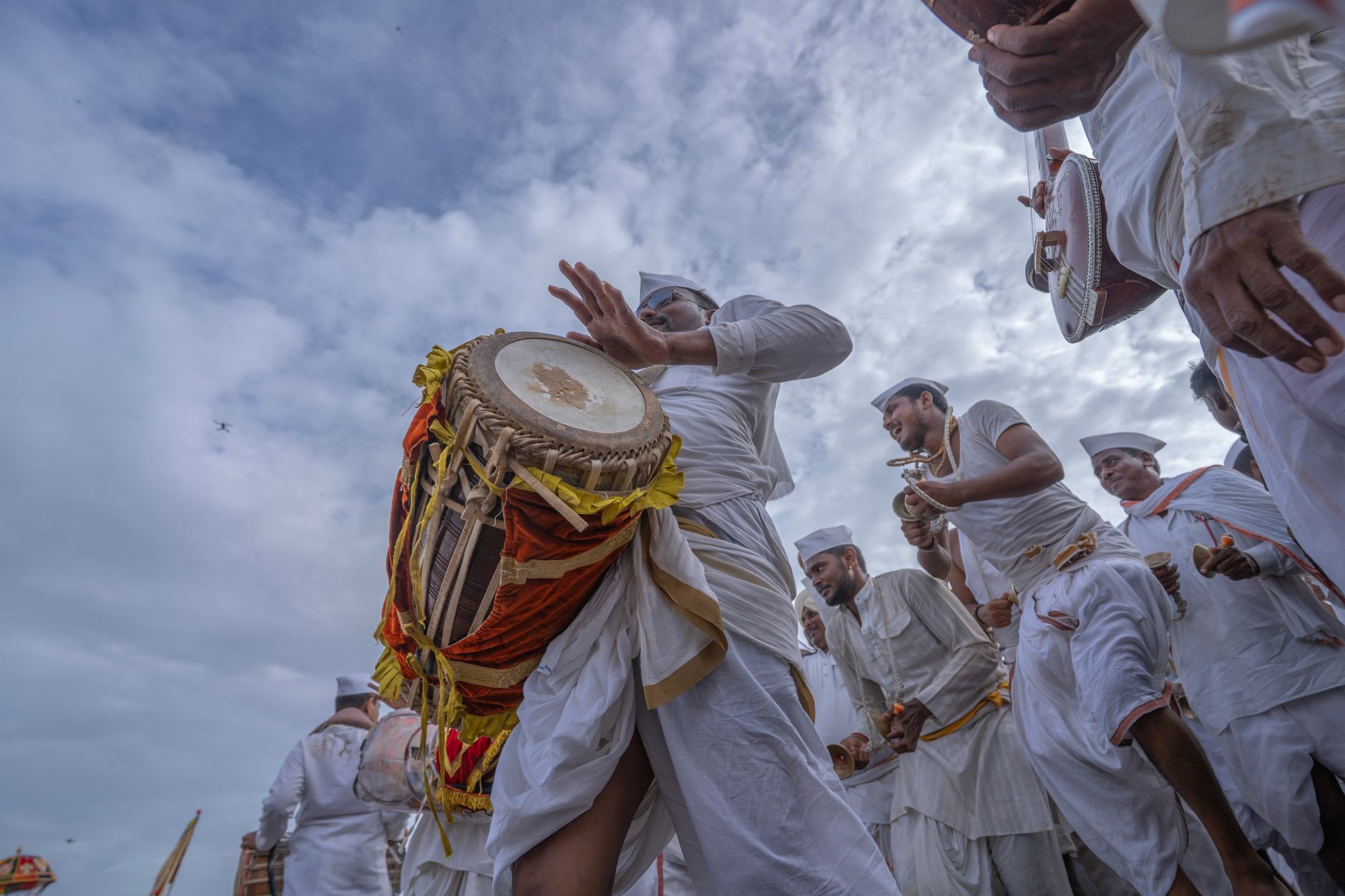 Book Bhakti Sangeet Artists in Raipur