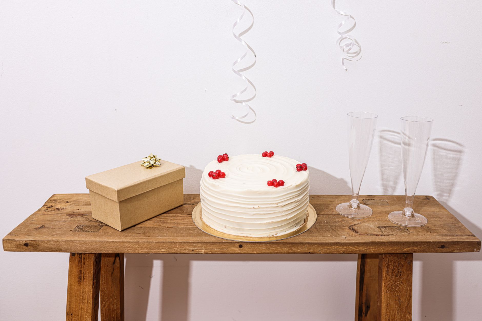 Elegant Cakes, Simply Beautiful