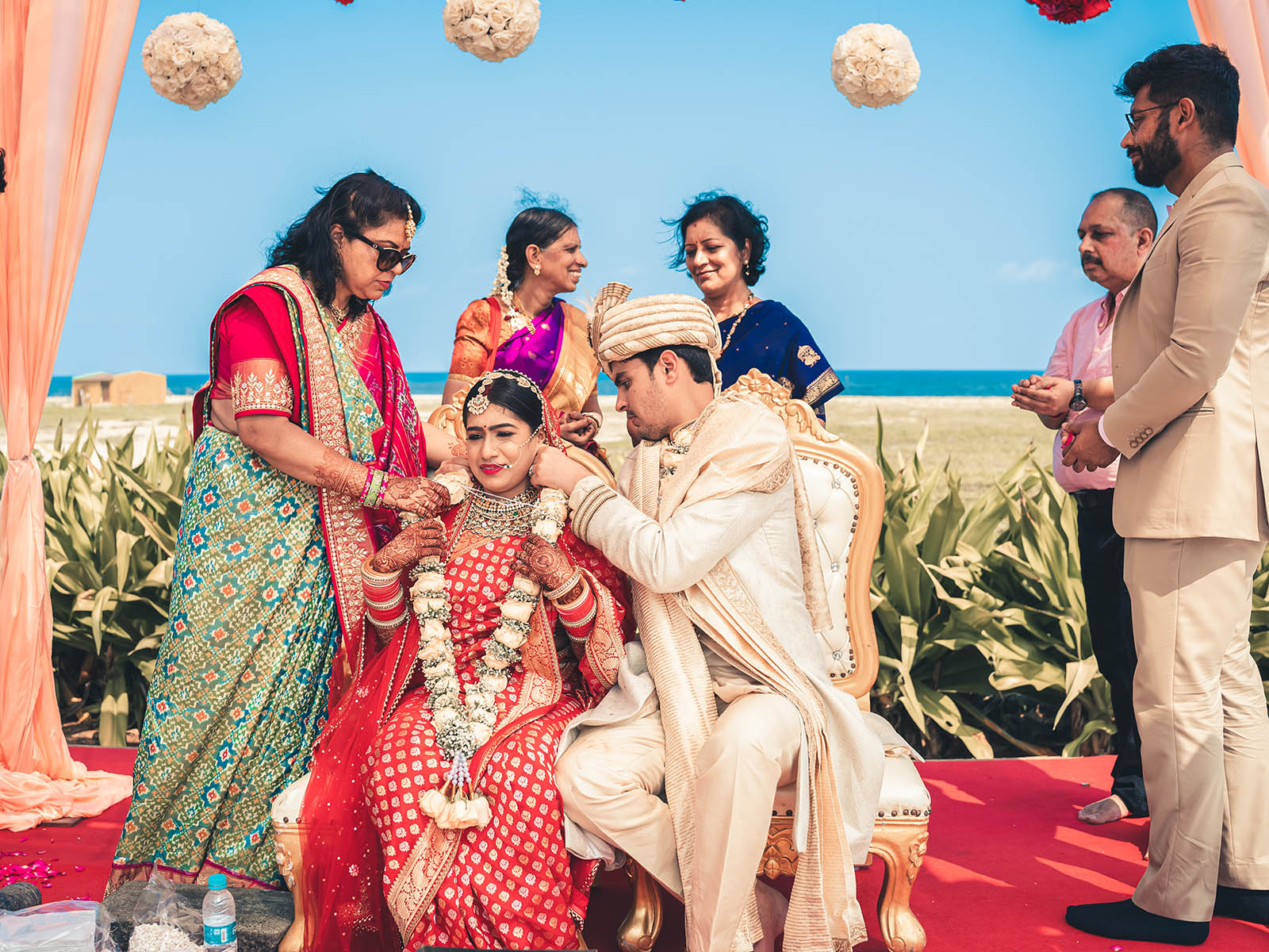 Sudiv & Radhika photo 11