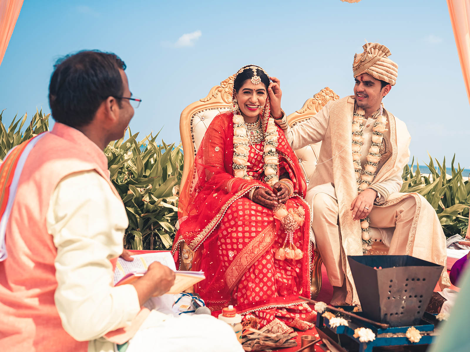 Sudiv & Radhika photo 8