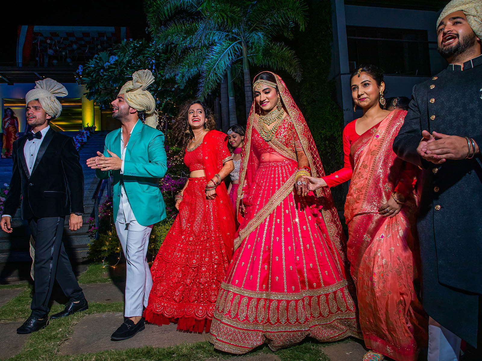 Vishal & Shrishti photo 6