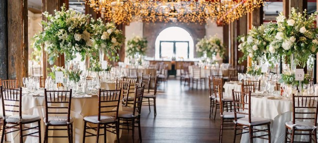 Elegant reception venues for 200 guests in Chennai with beautiful wedding decorations