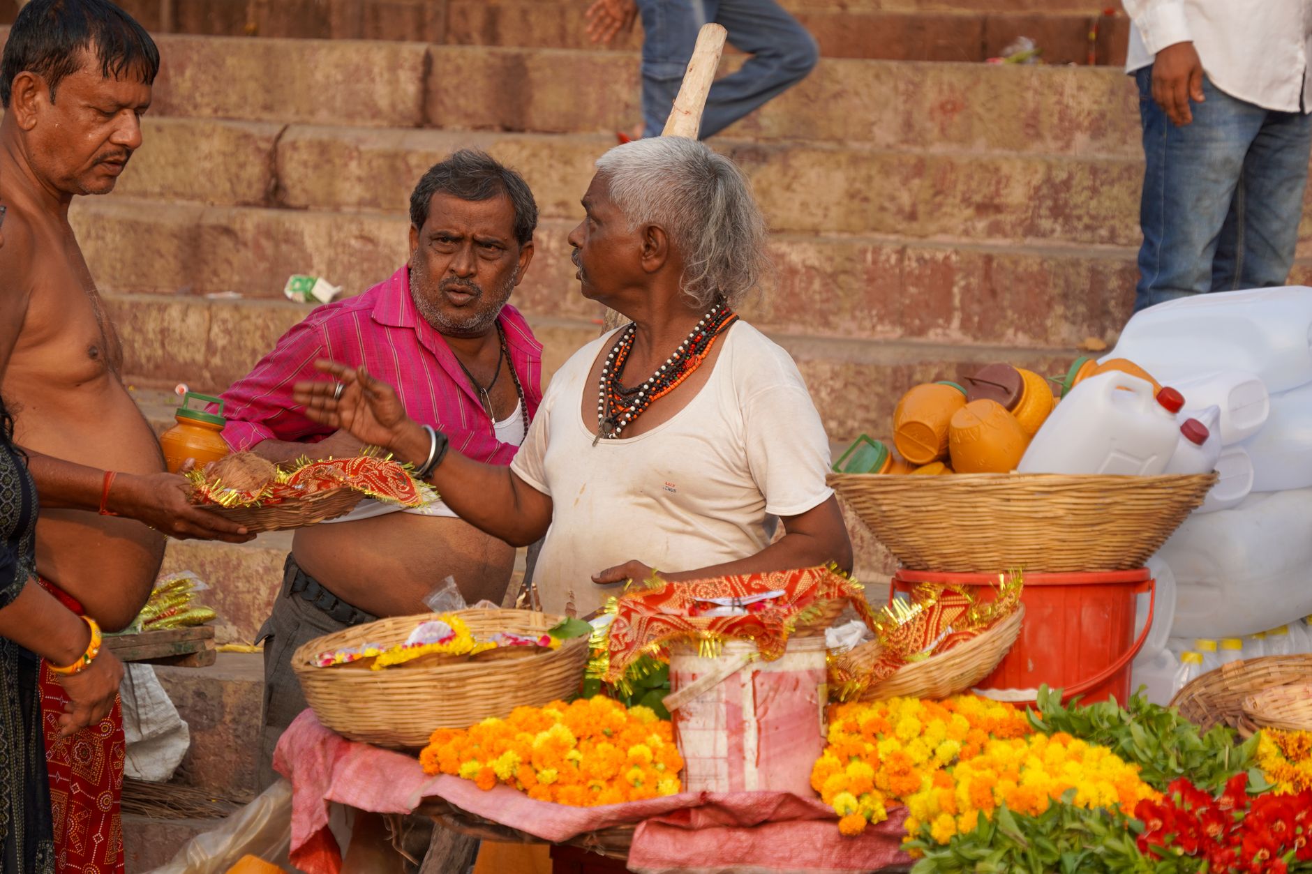 Sacred Floral Baskets for Rishikesh Rituals