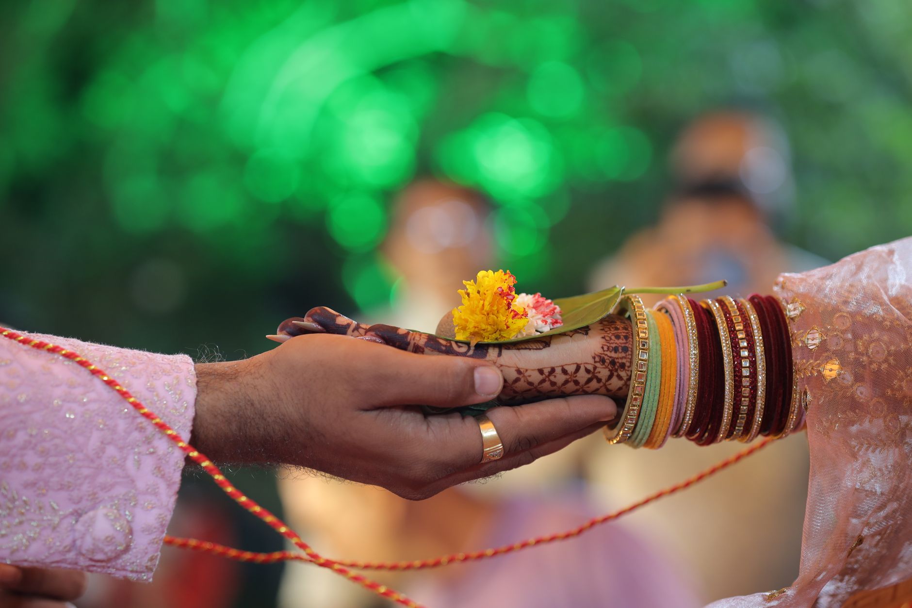 Thoughtful Marriage Return Gifts in Rishikesh