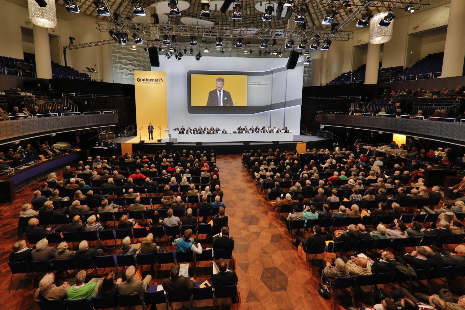 Professional shareholder meeting setup under 10 lakhs budget in Chennai conference venue