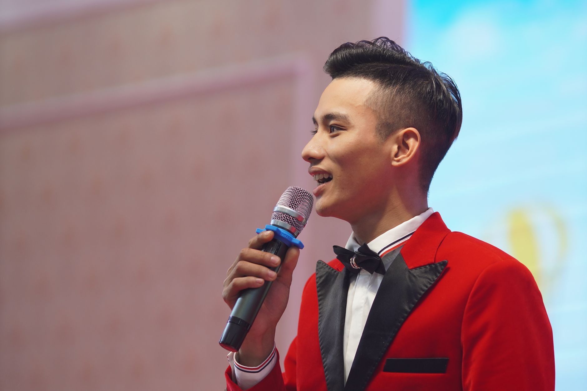 Karaoke with Emcee