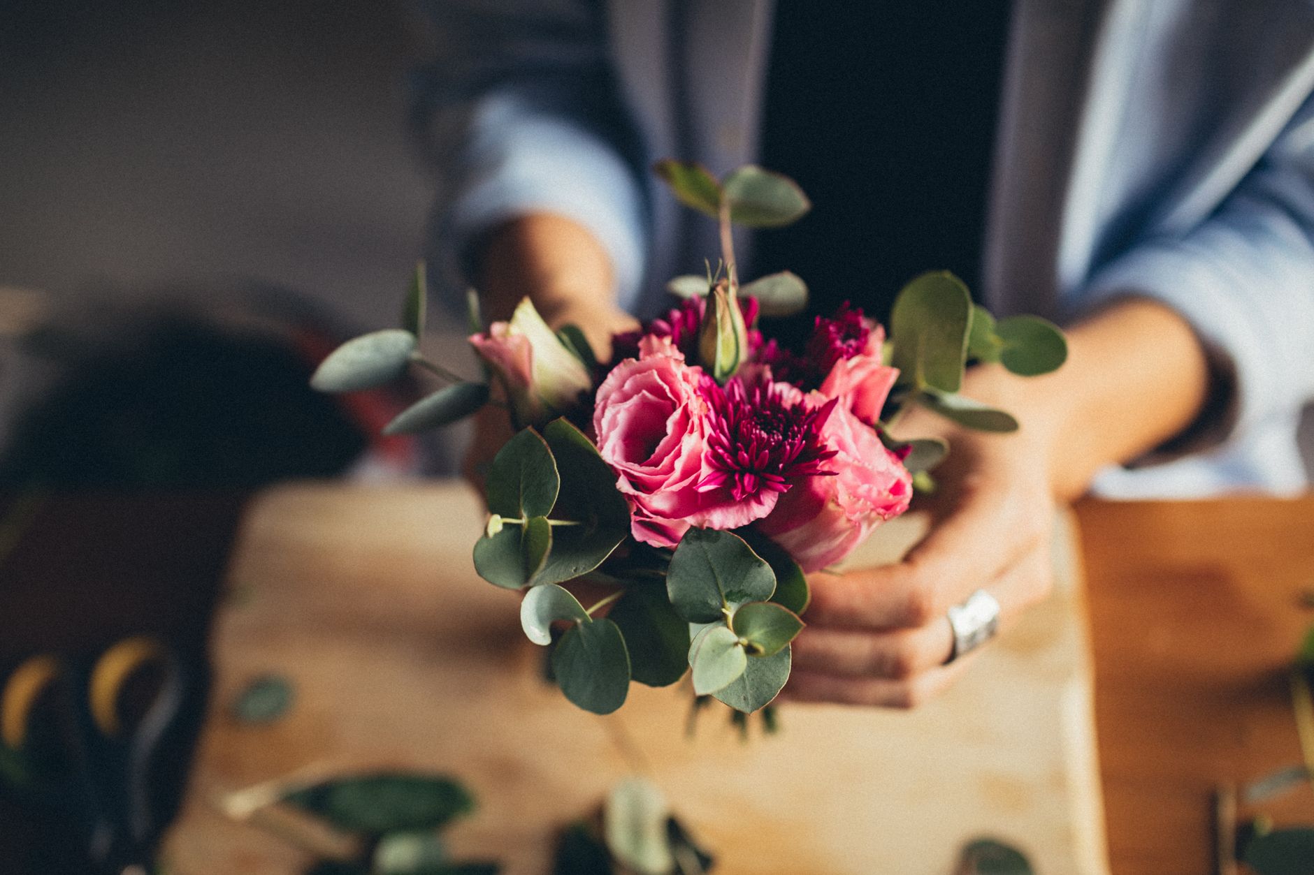 Personalized Flower Gifts in Surat