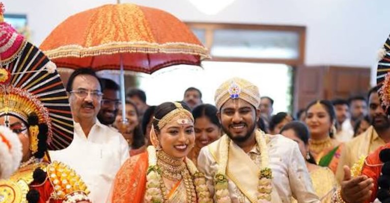 Kasi Yatra Accessories for Tamil Weddings