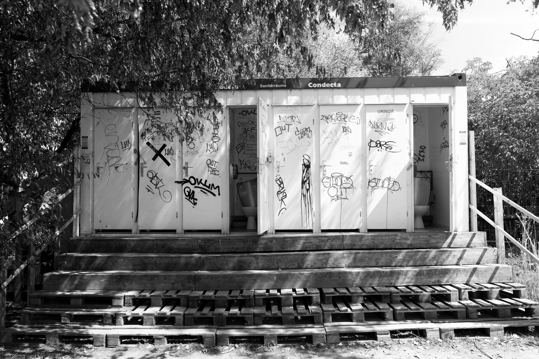 Portable Toilets with Attendant
