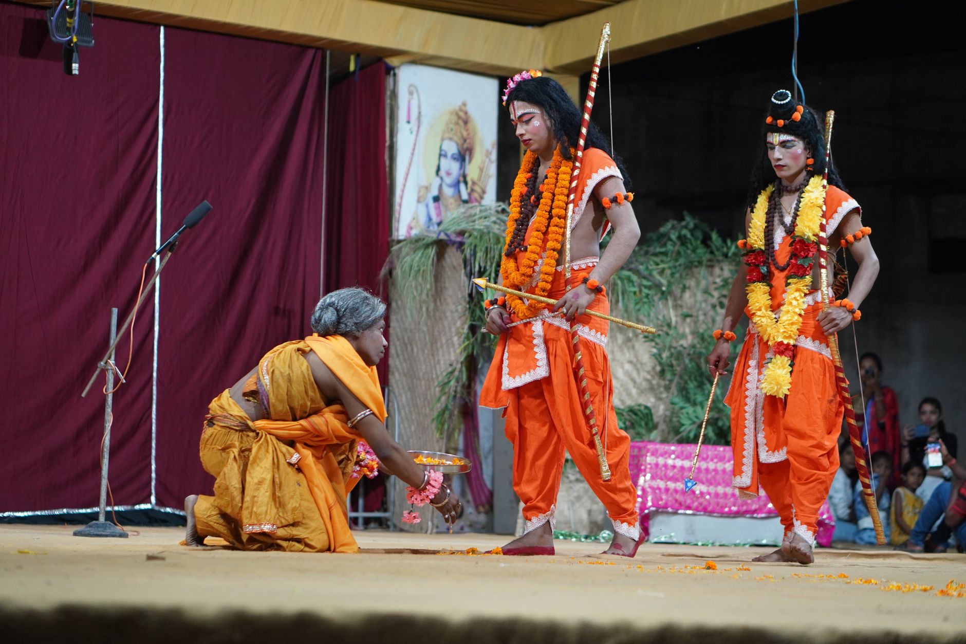 Book a Dance Drama Troupe in Varanasi