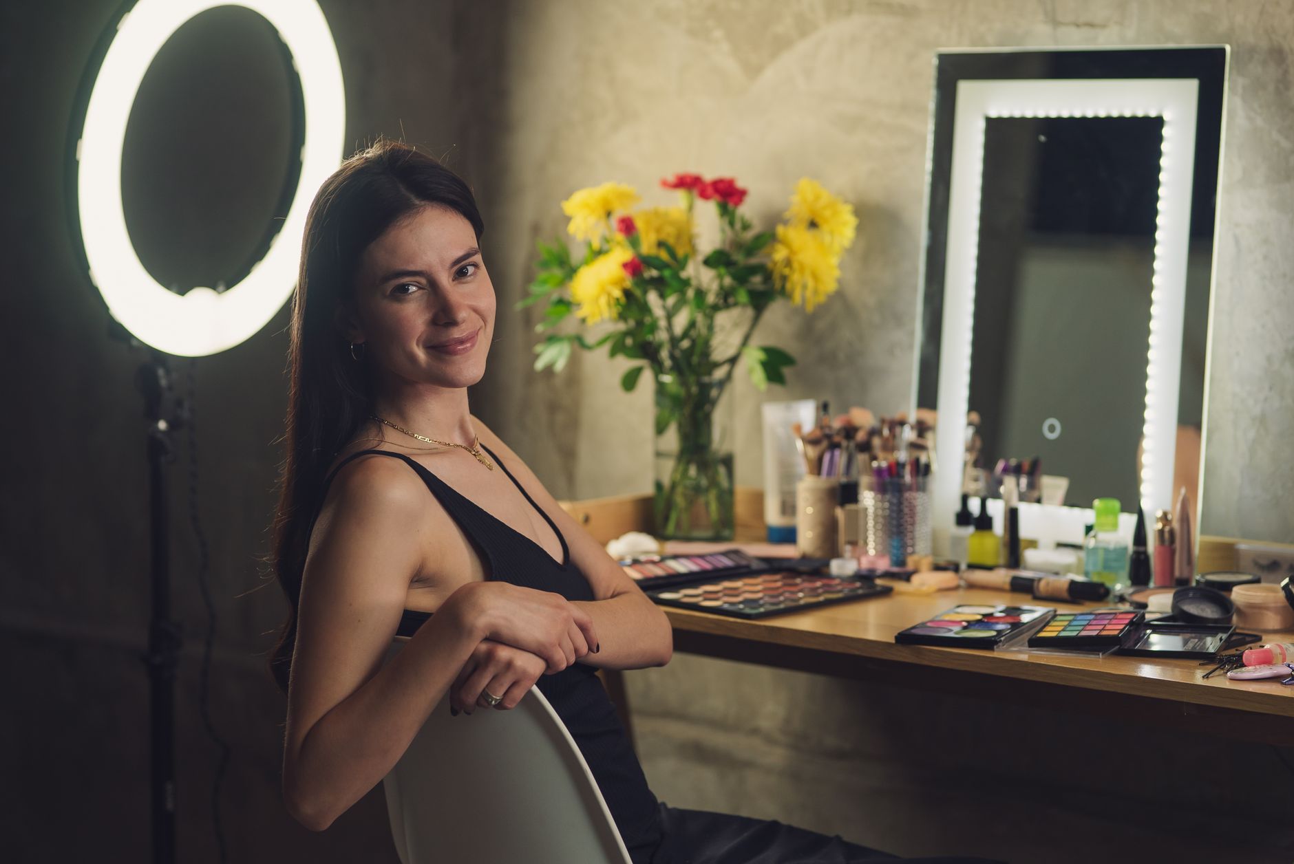 Glamorous Makeup Mirrors for Every Event