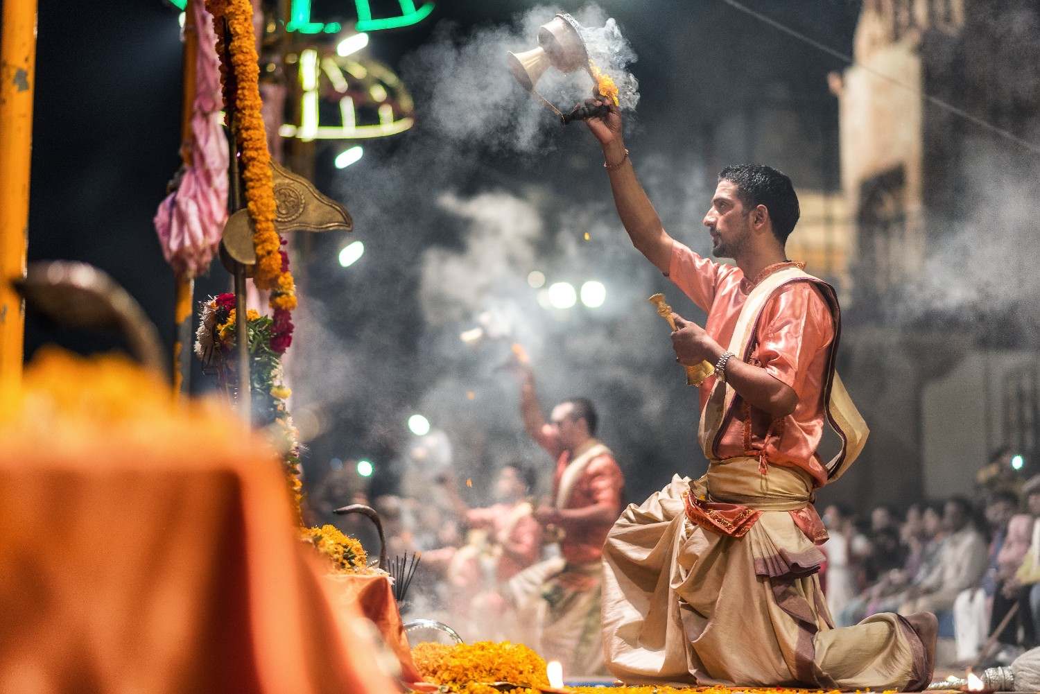 Hindu Priest for Small Function