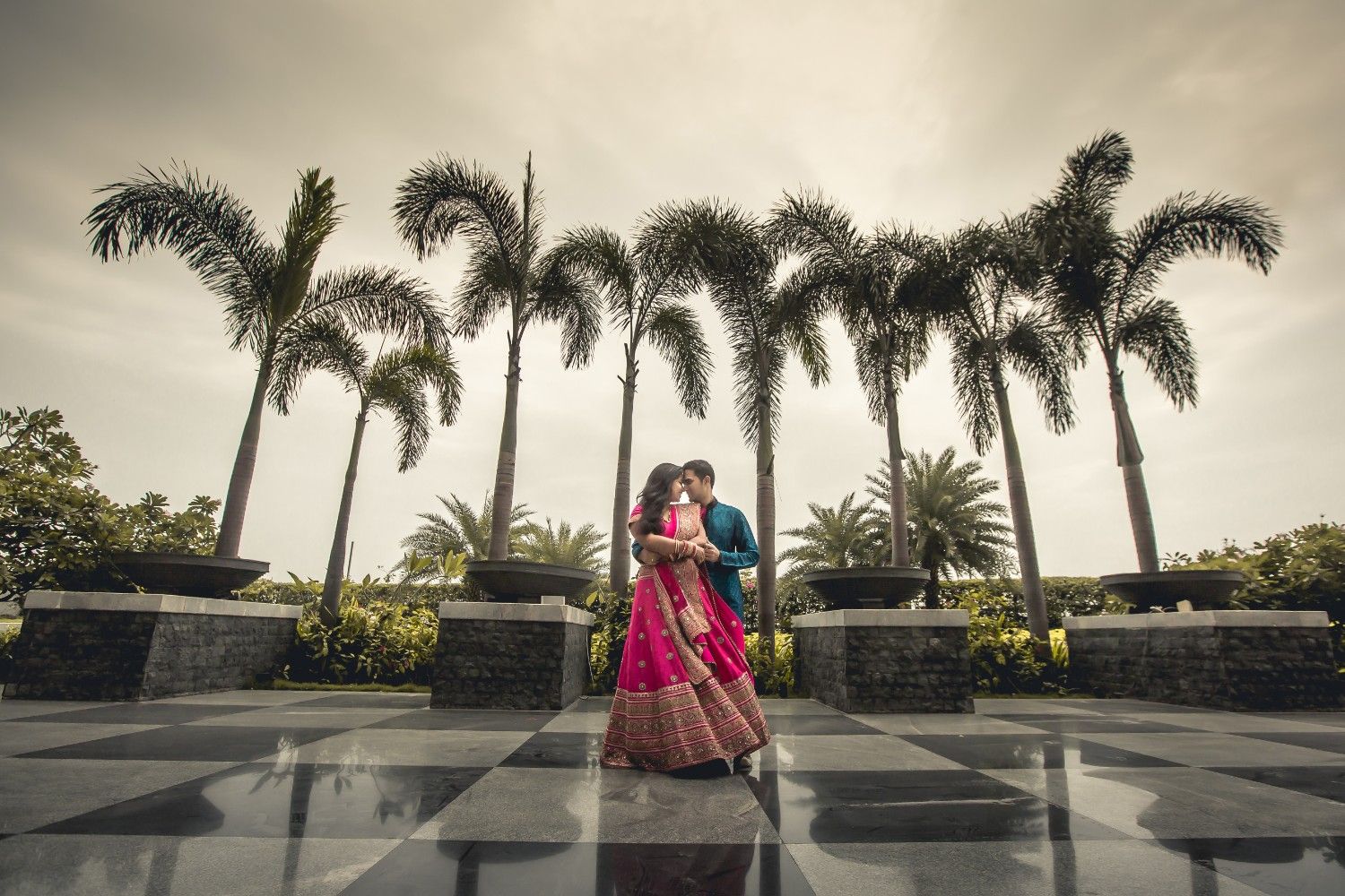 Pre-Wedding Photo & Video Shoot with Cinematic Highlight Film – 6 Hours