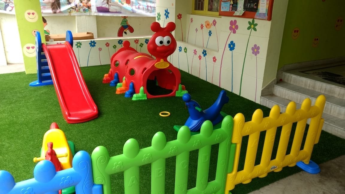Enclosed Kids' Play Area Setup - Play Monk