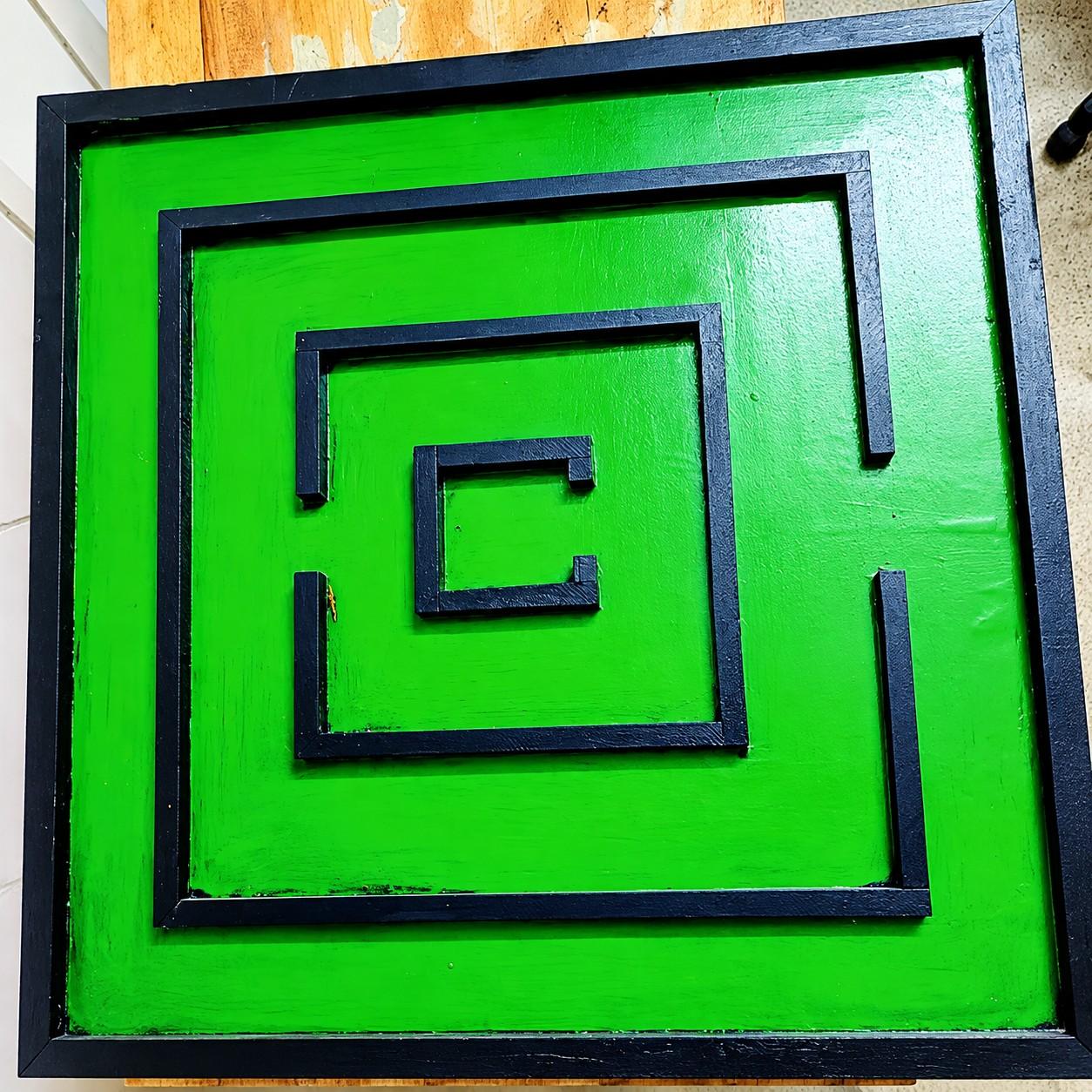 Handheld Maze Challenge Game - Play Monk